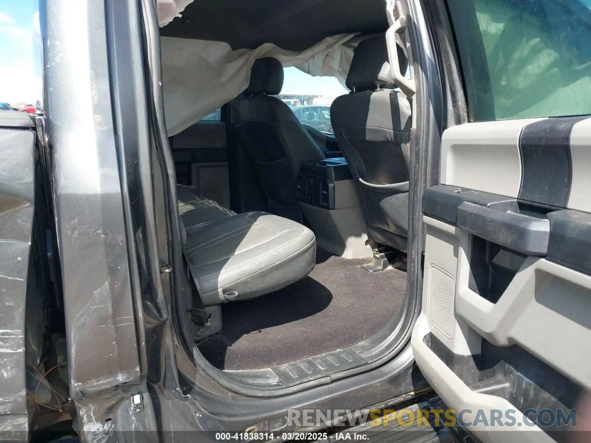 8 Photograph of a damaged car 1FTEW1CP4LFB98988 FORD F-150 2020