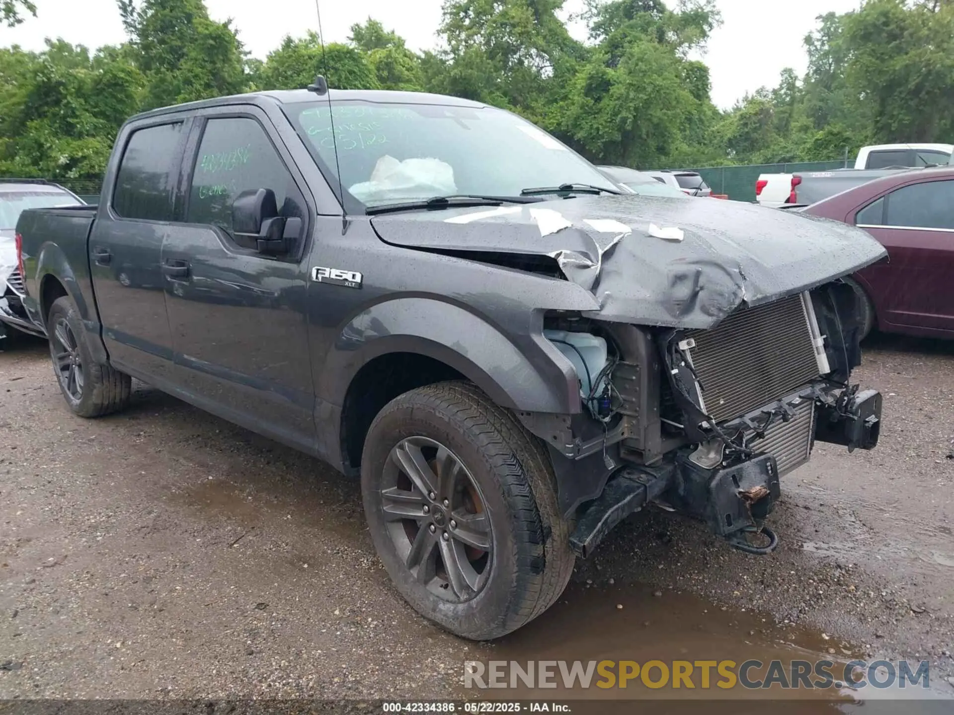 18 Photograph of a damaged car 1FTEW1CP8LFB80669 FORD F-150 2020