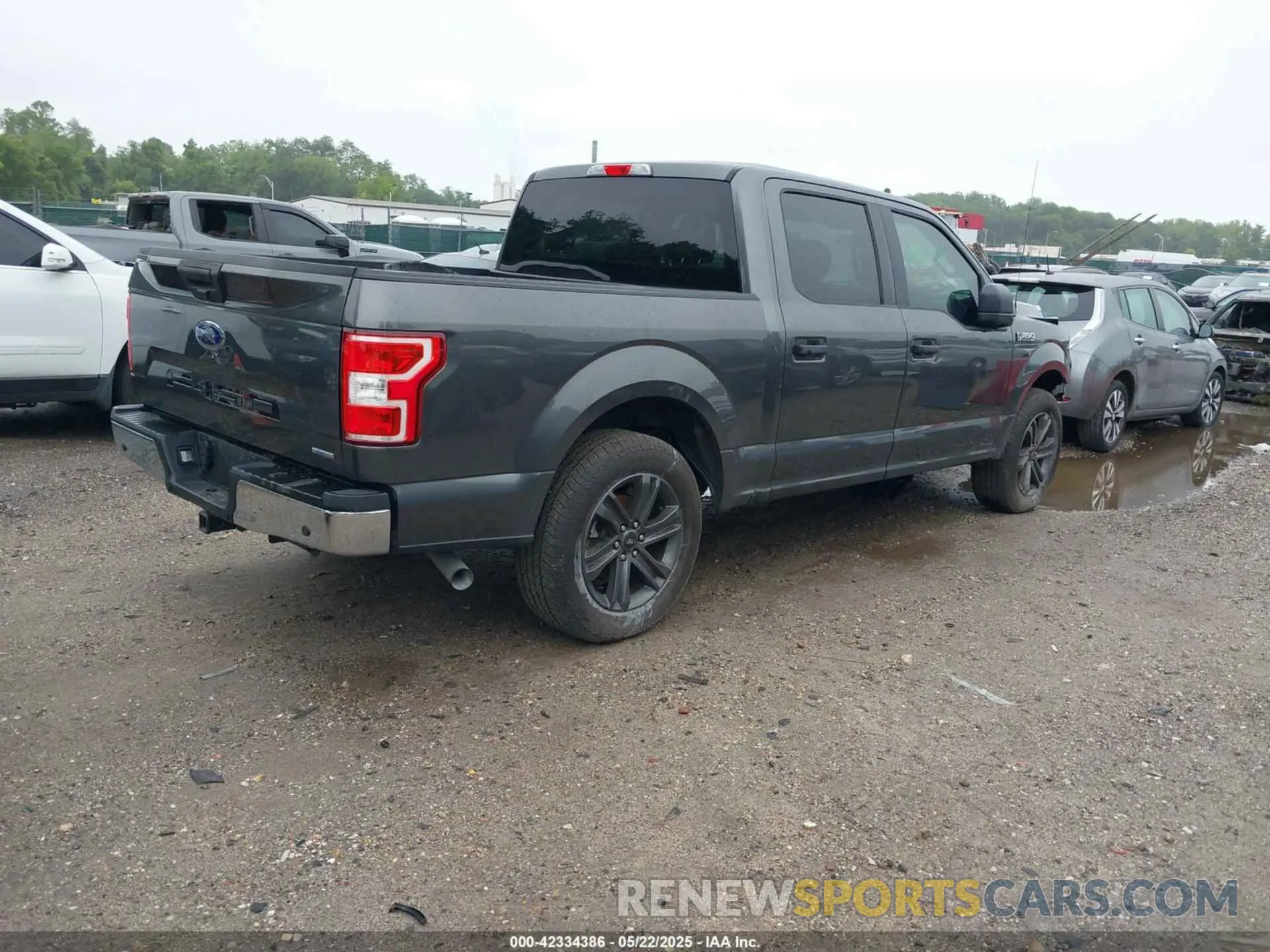 4 Photograph of a damaged car 1FTEW1CP8LFB80669 FORD F-150 2020