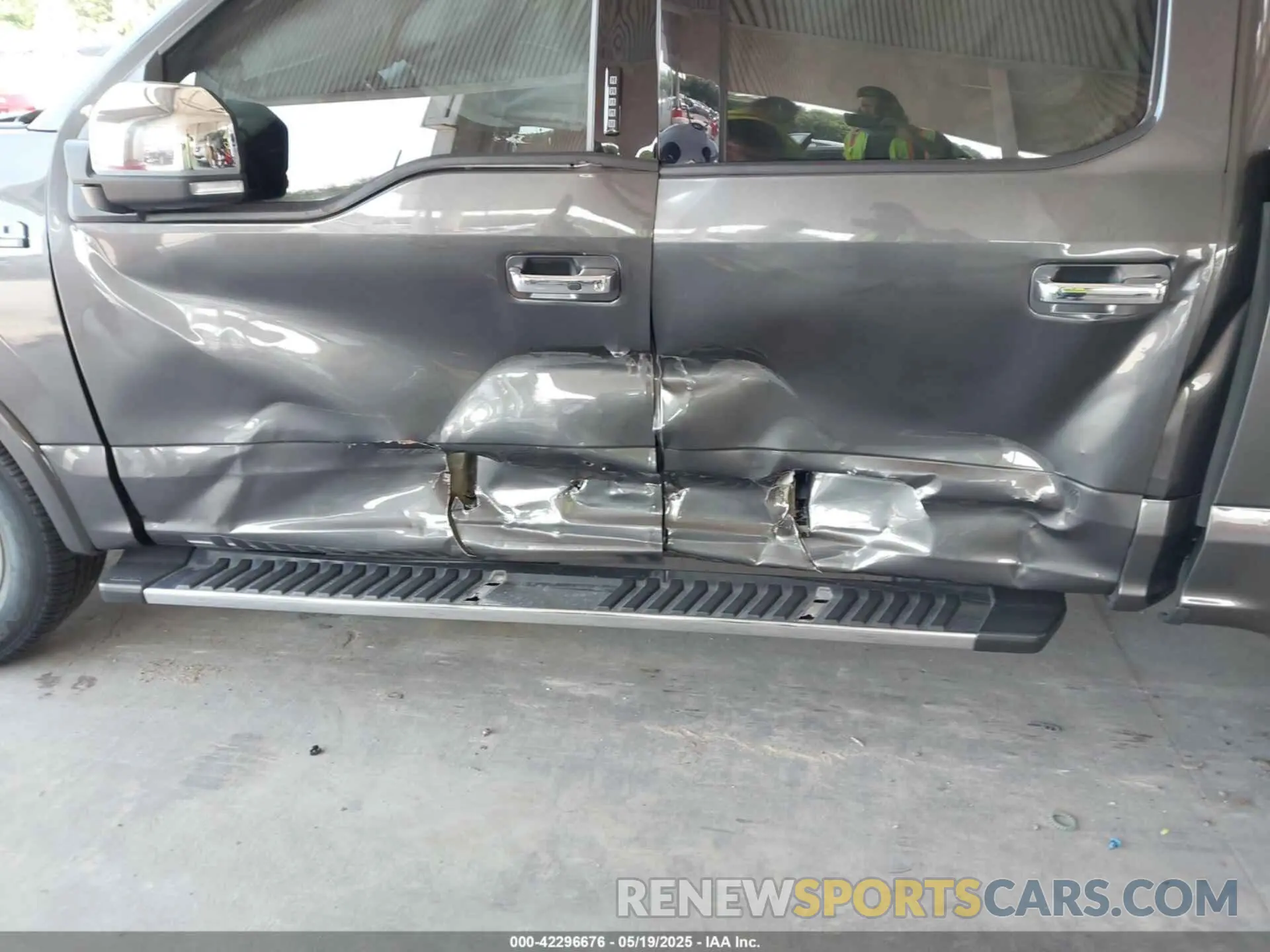 6 Photograph of a damaged car 1FTEW1CP8LKD72102 FORD F-150 2020