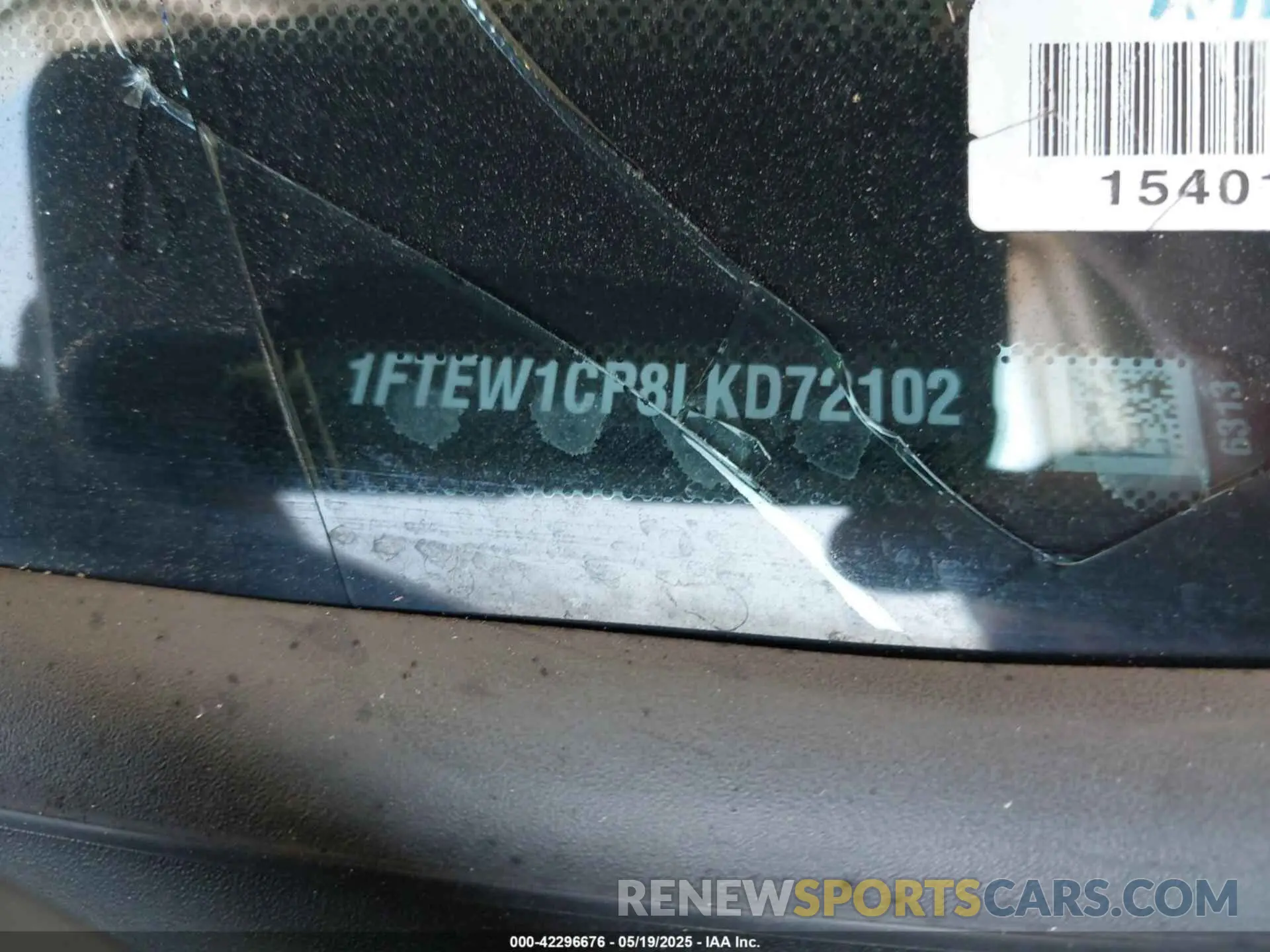 9 Photograph of a damaged car 1FTEW1CP8LKD72102 FORD F-150 2020