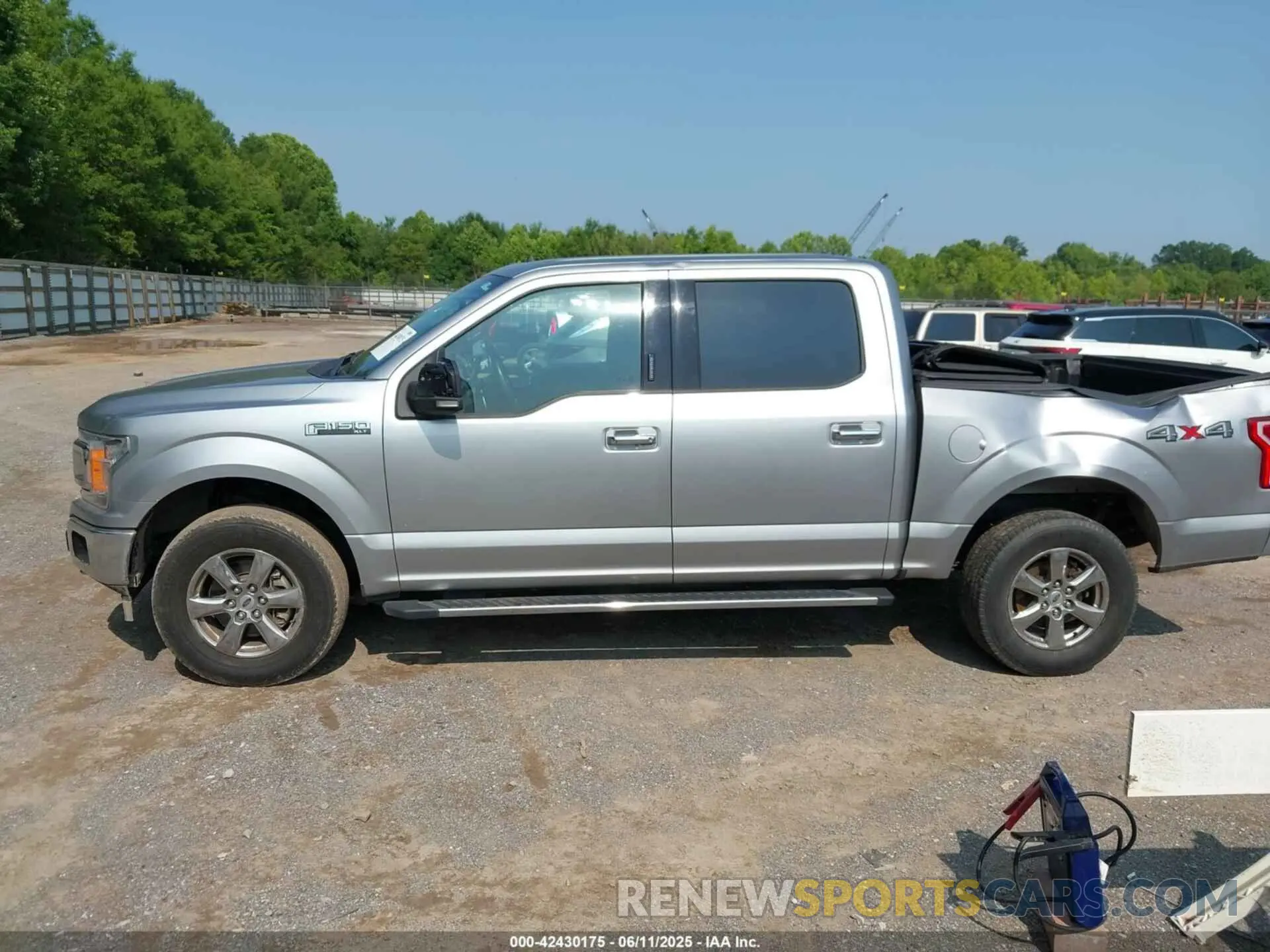 14 Фотография поврежденного автомобиля 1FTEW1E40LFB81155 FORD F-150 2020
