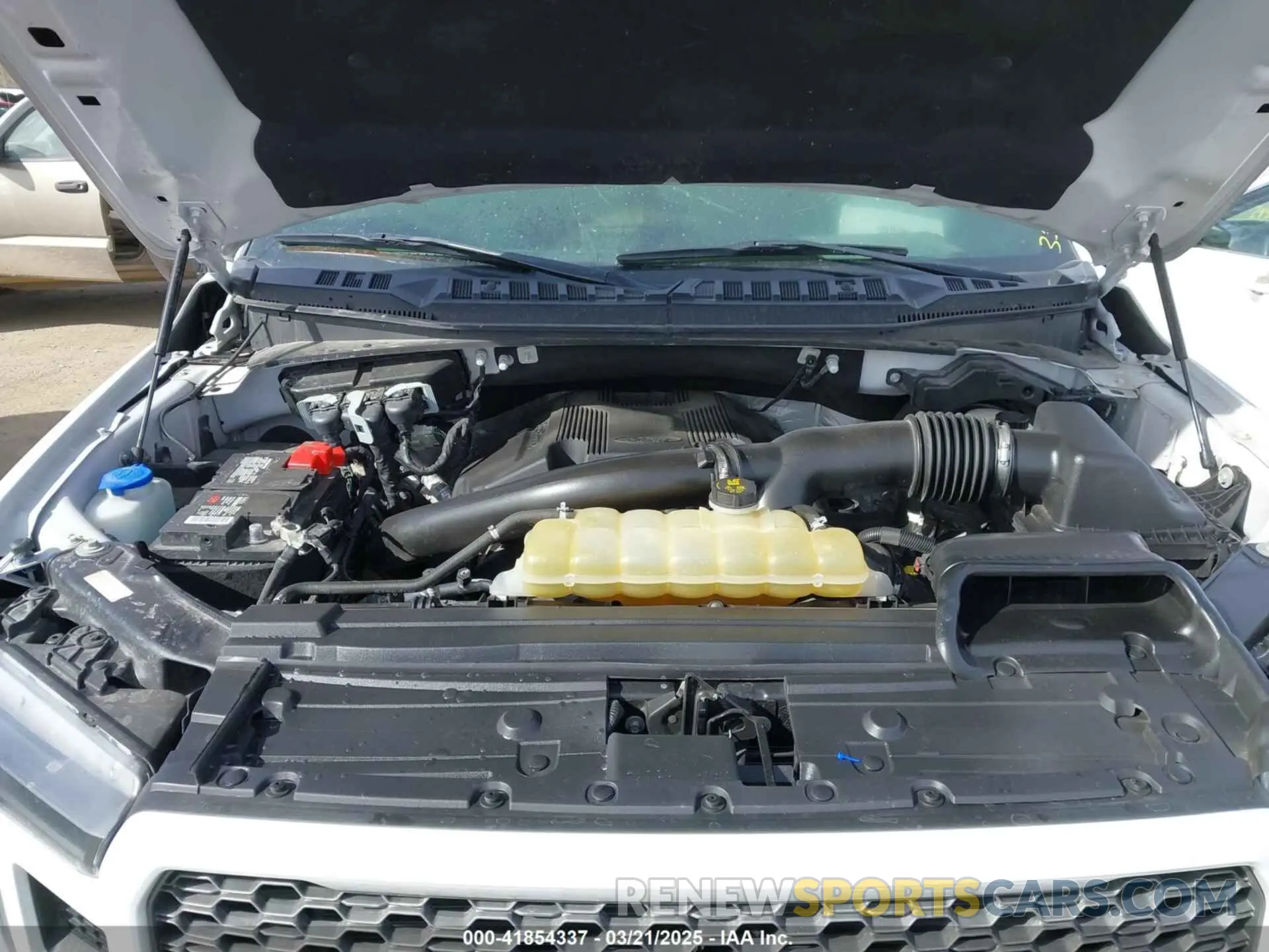 10 Фотография поврежденного автомобиля 1FTEW1E40LFC02747 FORD F-150 2020