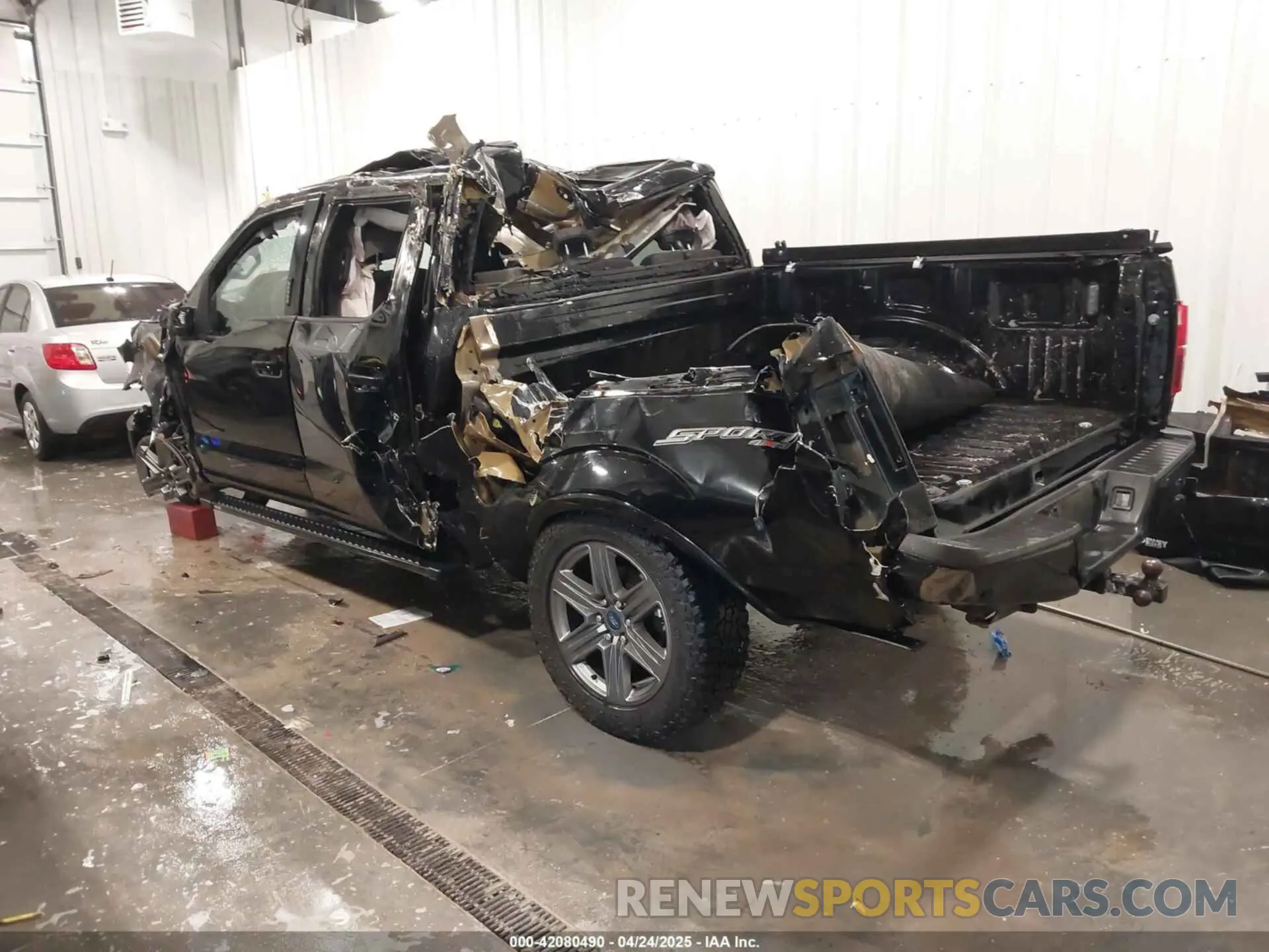 3 Фотография поврежденного автомобиля 1FTEW1E41LKE94495 FORD F-150 2020