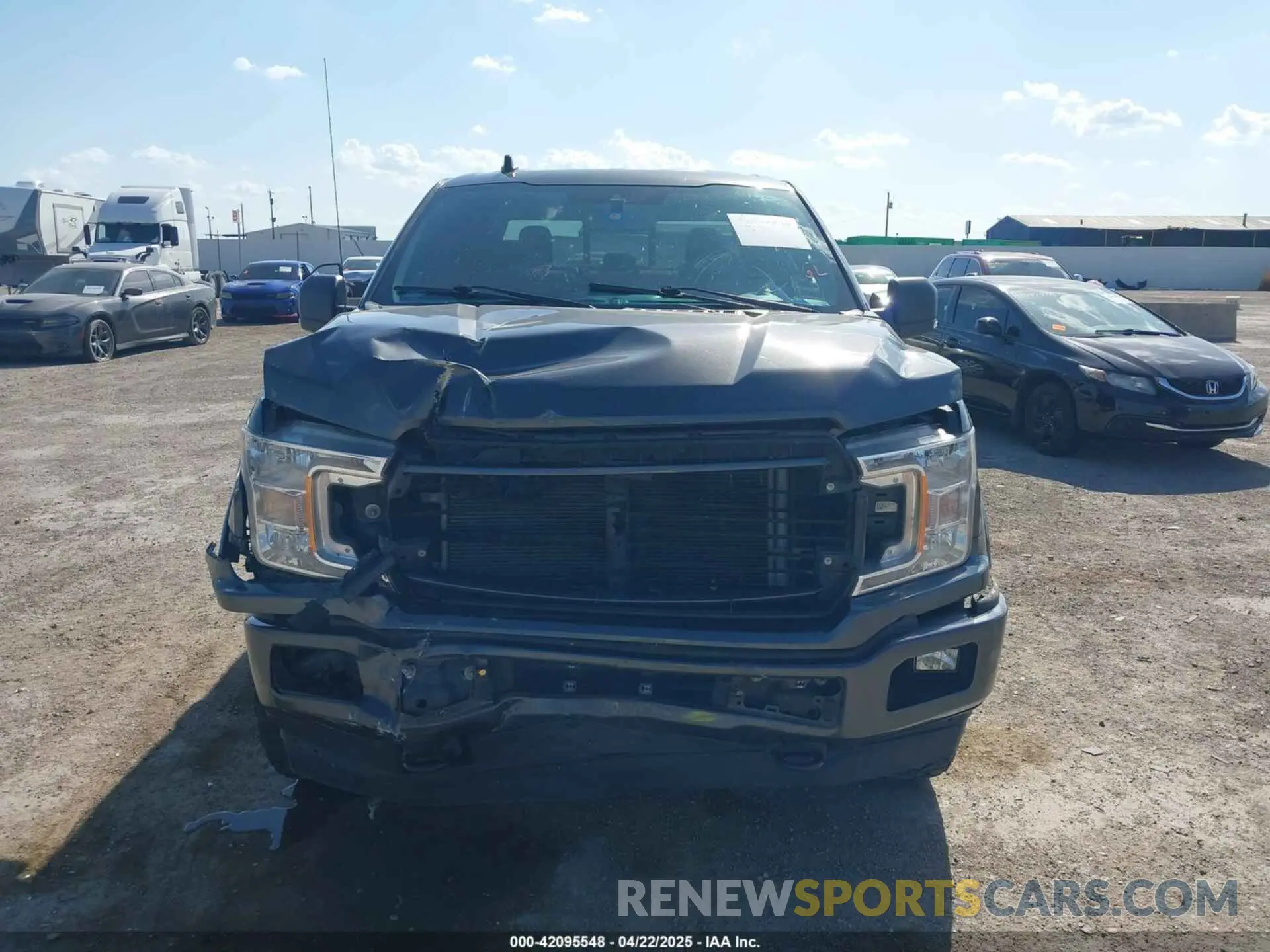 12 Фотография поврежденного автомобиля 1FTEW1E43LKE34606 FORD F-150 2020