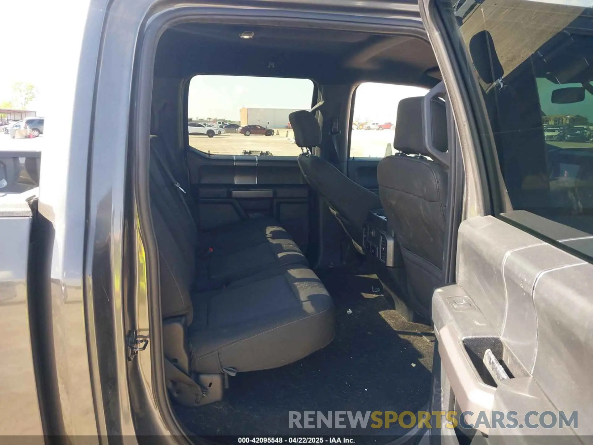 8 Фотография поврежденного автомобиля 1FTEW1E43LKE34606 FORD F-150 2020