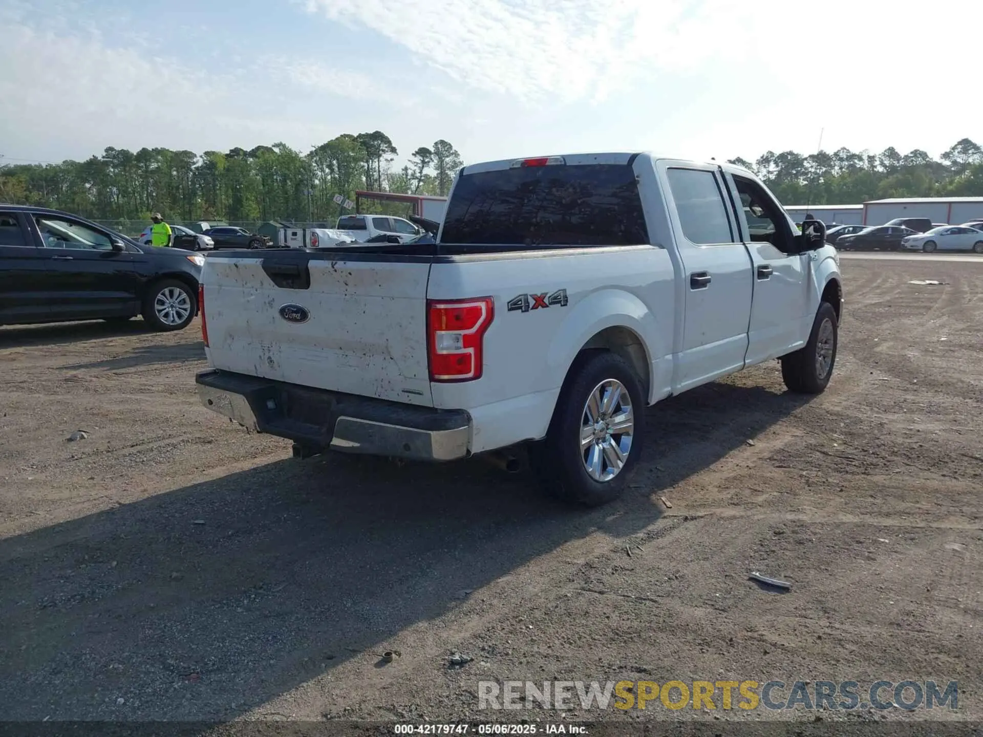 4 Фотография поврежденного автомобиля 1FTEW1E44LFB16292 FORD F-150 2020