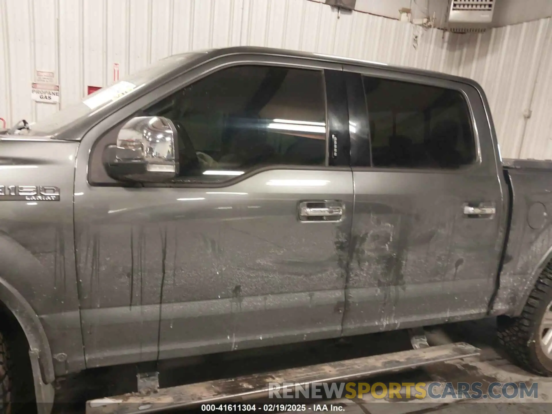 14 Фотография поврежденного автомобиля 1FTEW1E46LFC05572 FORD F-150 2020