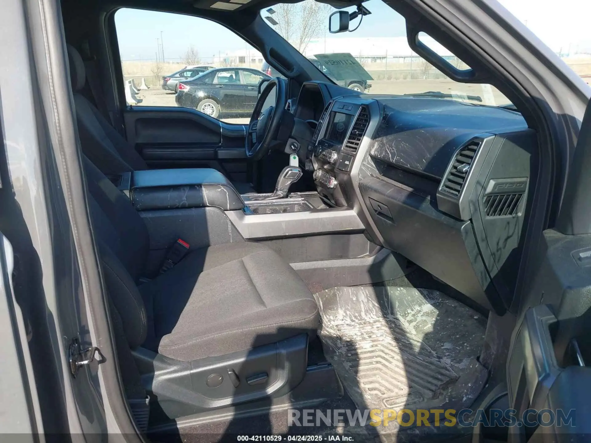 5 Фотография поврежденного автомобиля 1FTEW1E47LFC23207 FORD F-150 2020