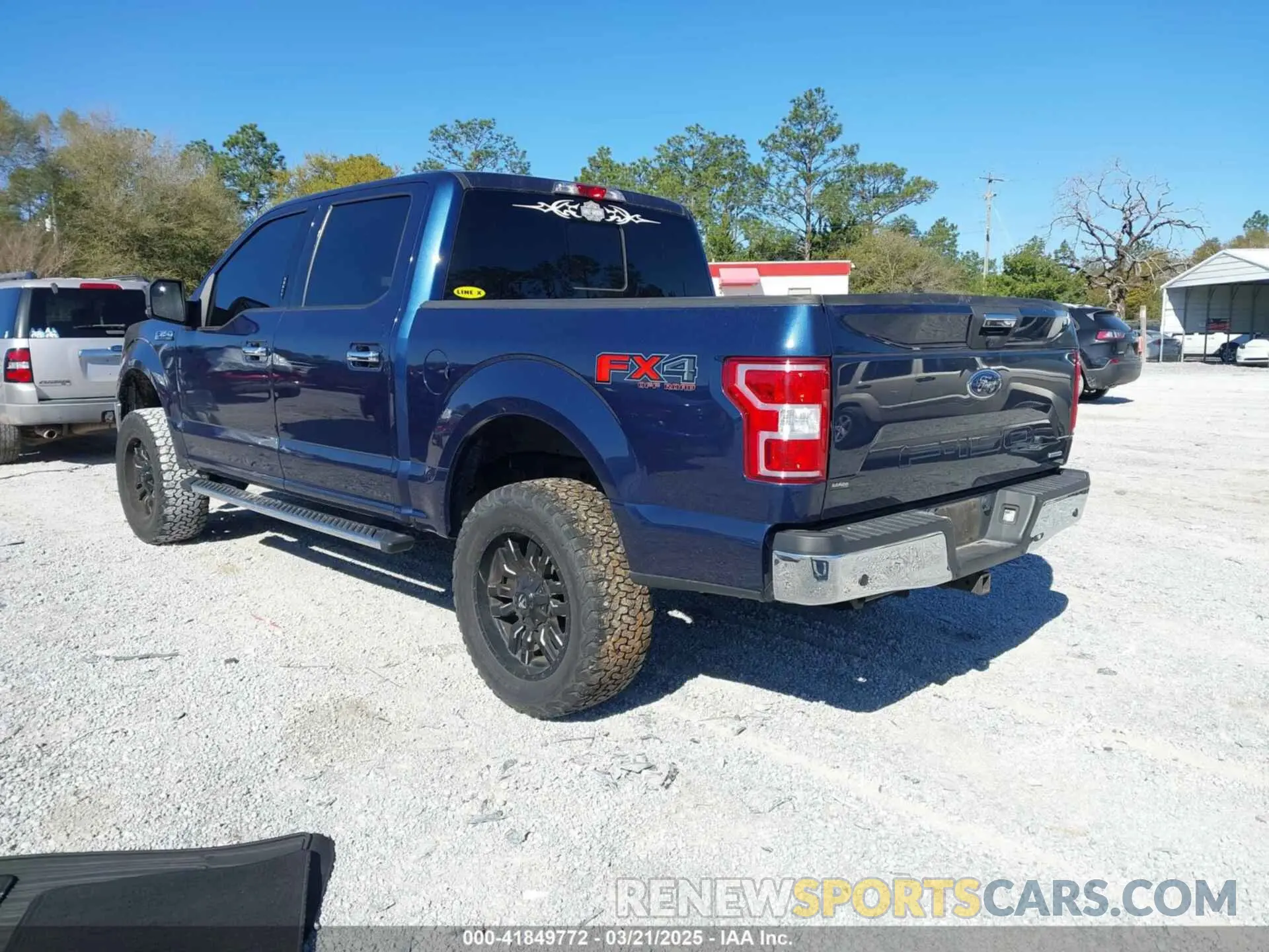 3 Фотография поврежденного автомобиля 1FTEW1E47LKF33607 FORD F-150 2020