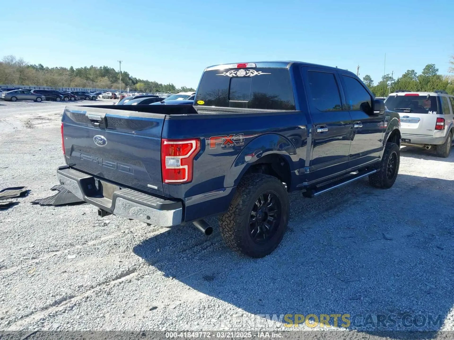 4 Фотография поврежденного автомобиля 1FTEW1E47LKF33607 FORD F-150 2020