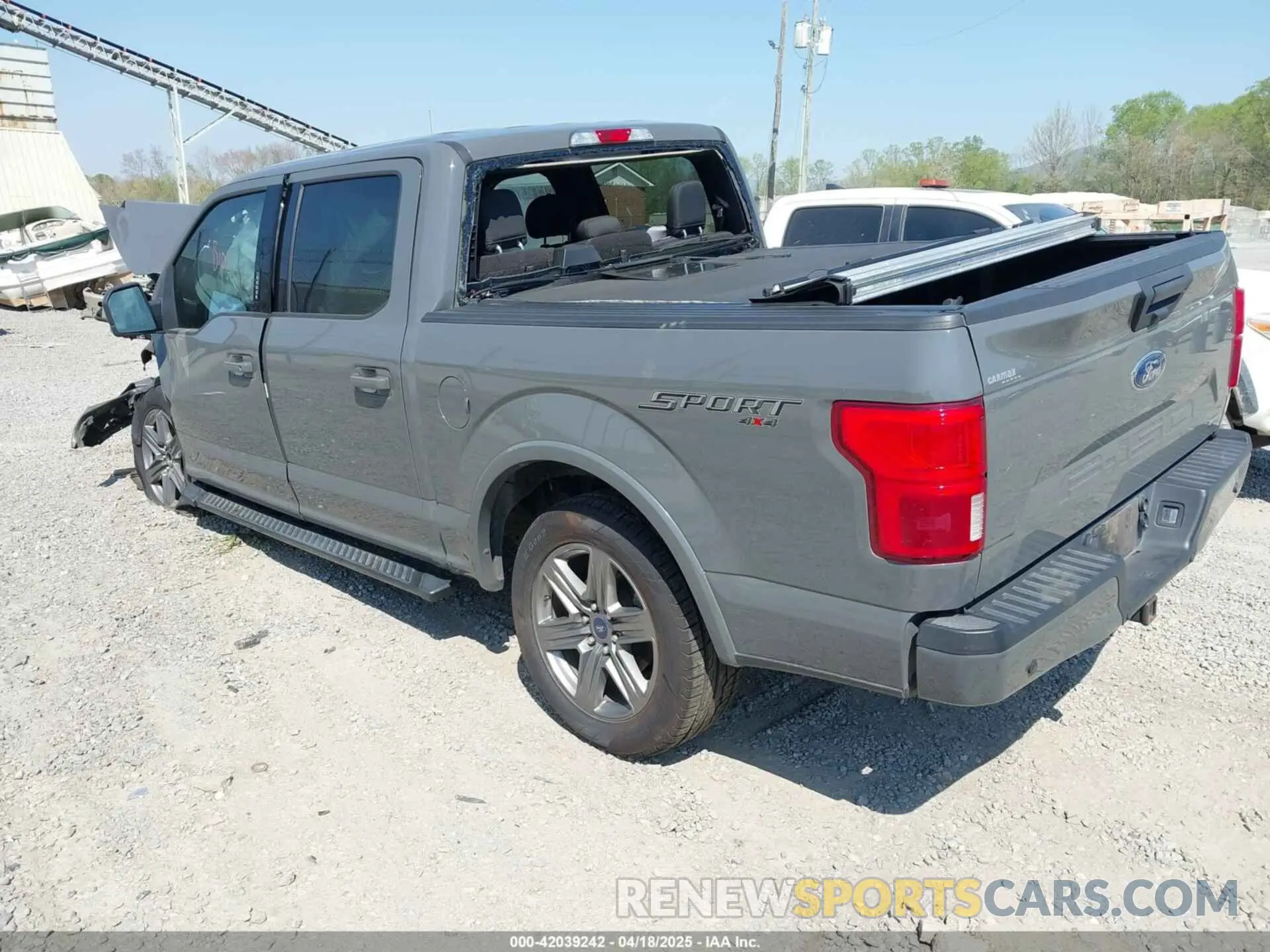 3 Фотография поврежденного автомобиля 1FTEW1E48LFB12603 FORD F-150 2020