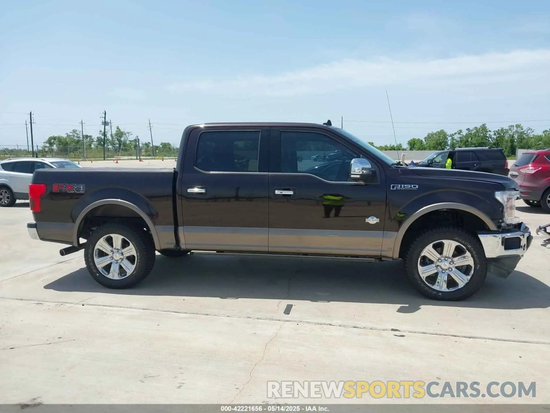 12 Photograph of a damaged car 1FTEW1E4XLFB46946 FORD F-150 2020