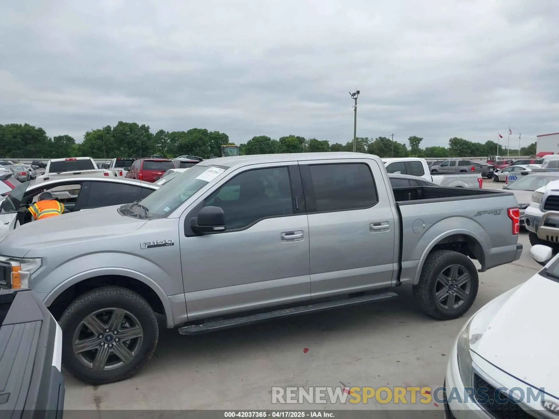 14 Фотография поврежденного автомобиля 1FTEW1E4XLKE93166 FORD F-150 2020