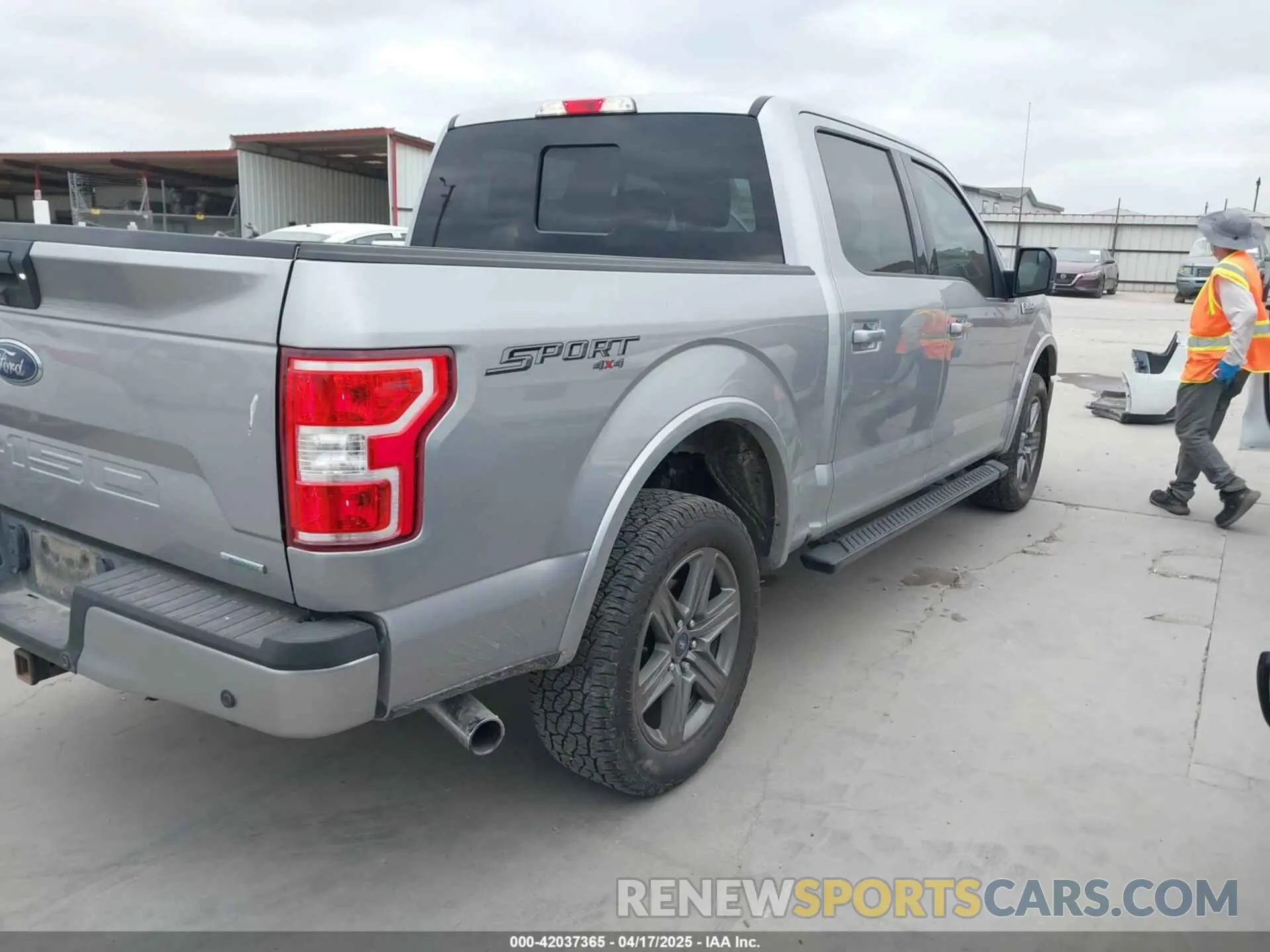 4 Фотография поврежденного автомобиля 1FTEW1E4XLKE93166 FORD F-150 2020