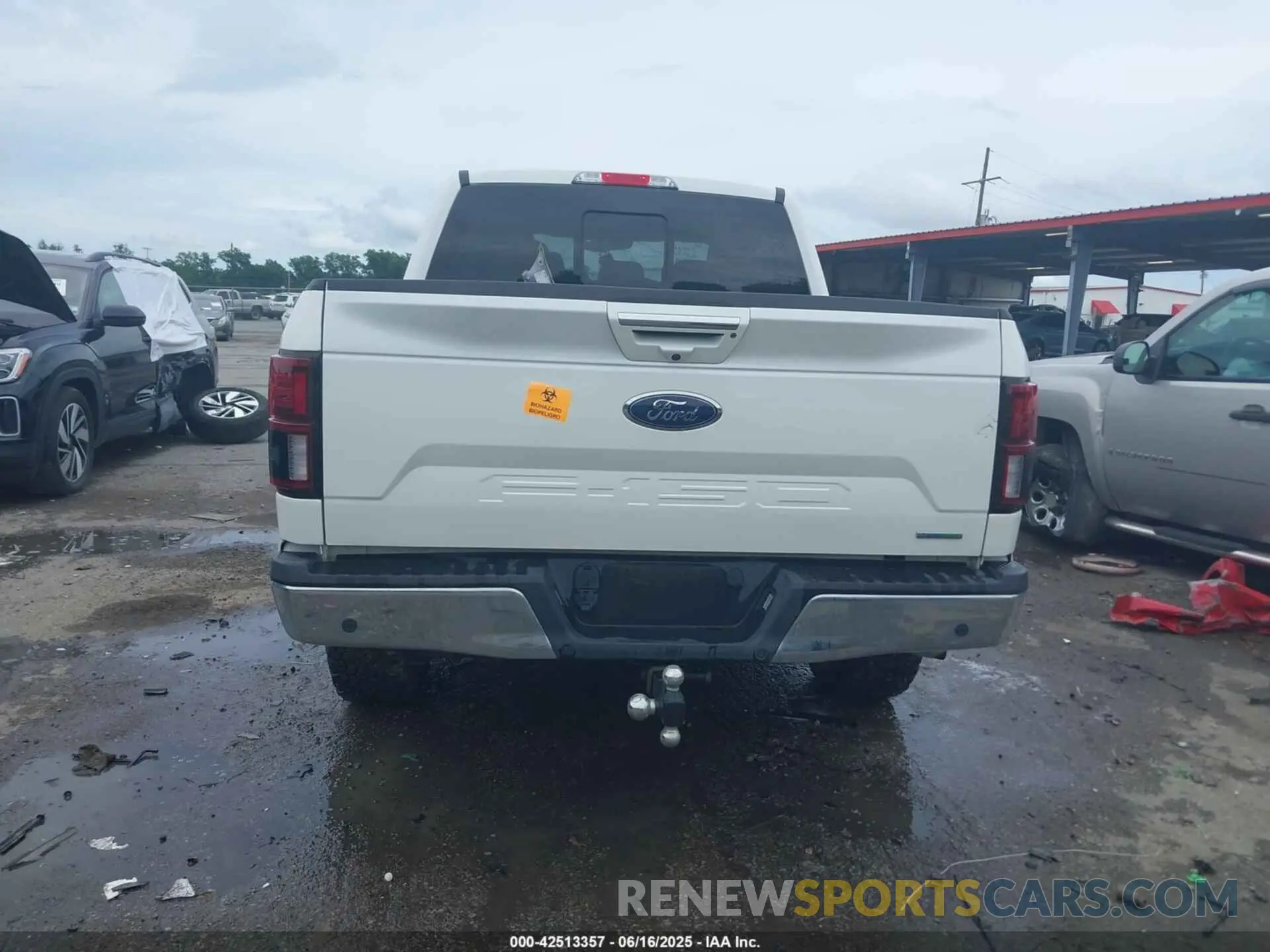 16 Photograph of a damaged car 1FTEW1E4XLKF44102 FORD F-150 2020