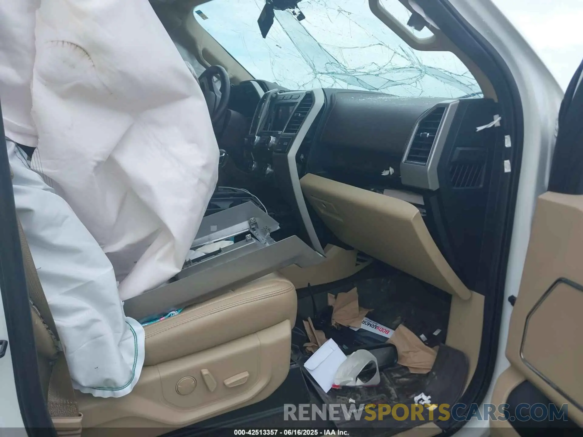 5 Photograph of a damaged car 1FTEW1E4XLKF44102 FORD F-150 2020