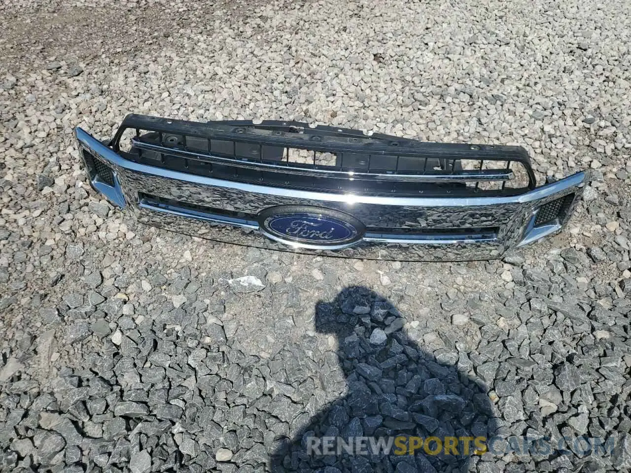 12 Photograph of a damaged car 1FTEW1E50LFA62966 FORD F-150 2020