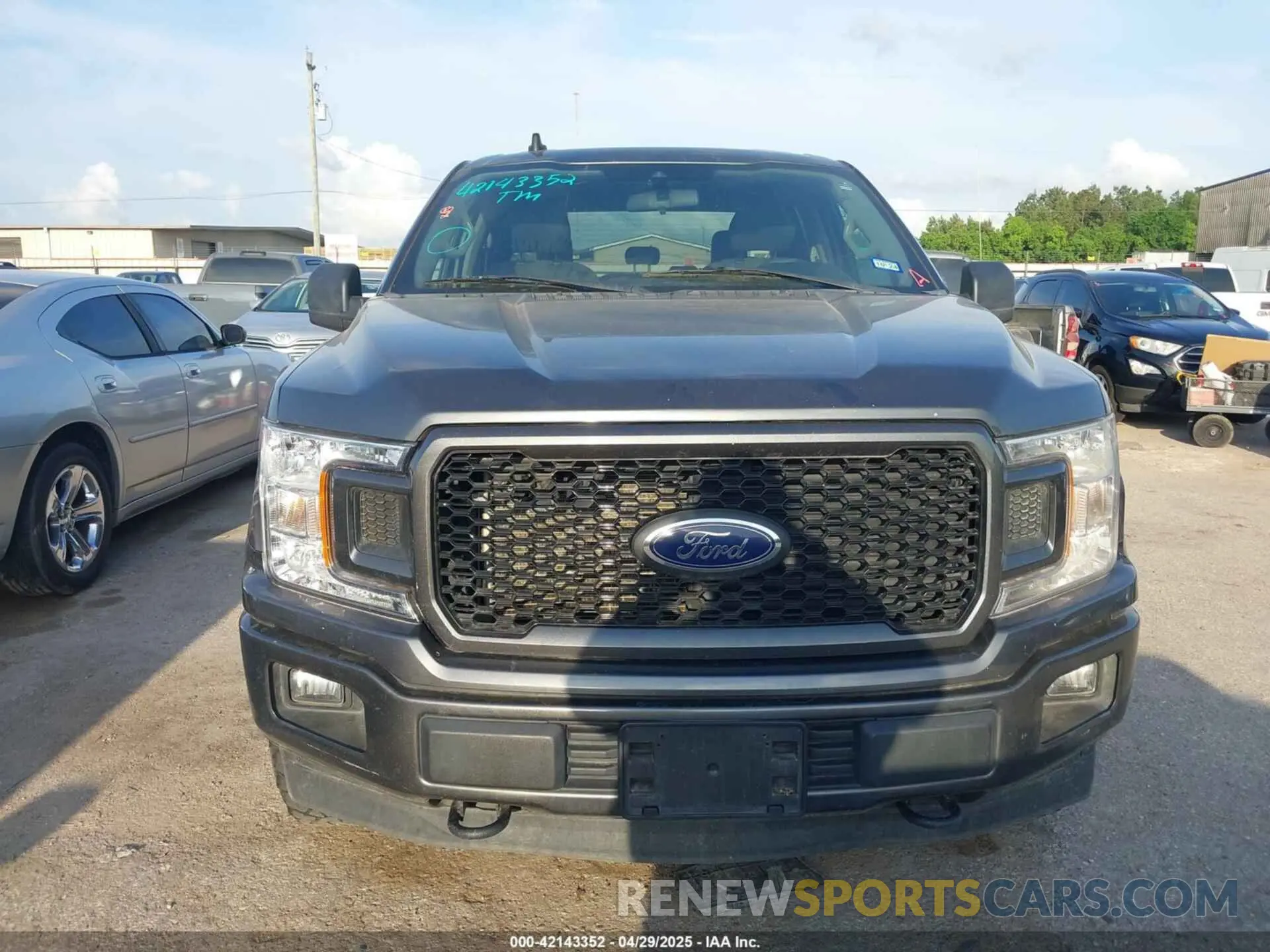 11 Photograph of a damaged car 1FTEW1E51LFA57601 FORD F-150 2020