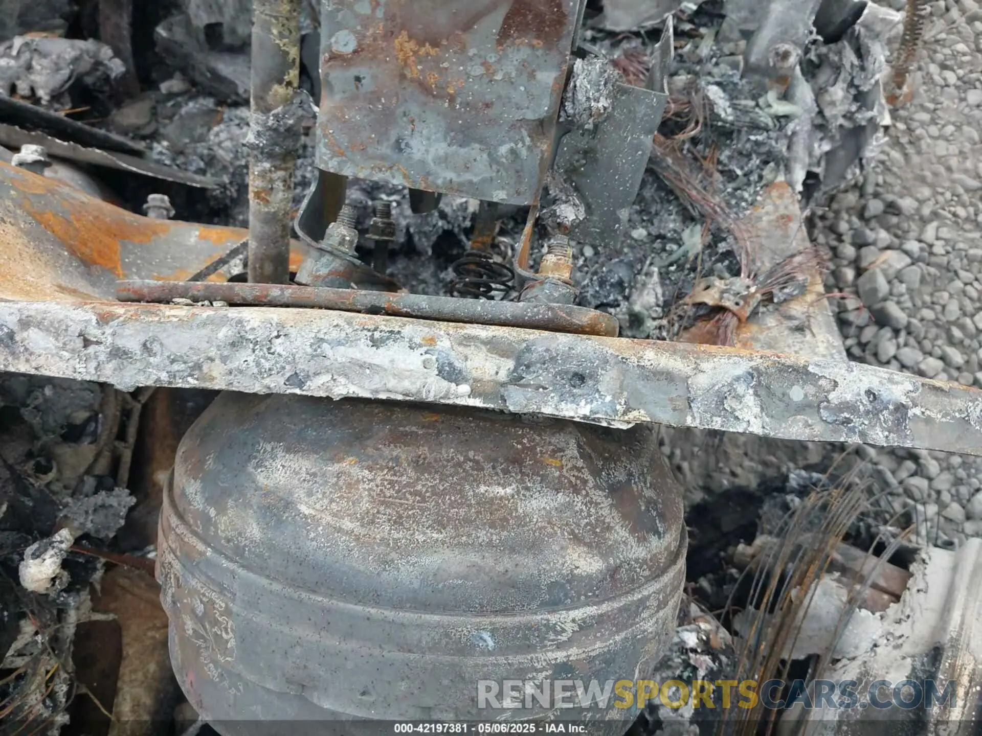 9 Photograph of a damaged car 1FTEW1E52LKE02898 FORD F-150 2020