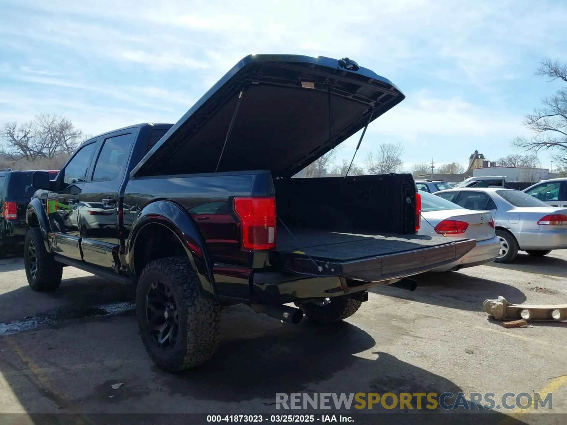 3 Фотография поврежденного автомобиля 1FTEW1E54LFB00120 FORD F-150 2020