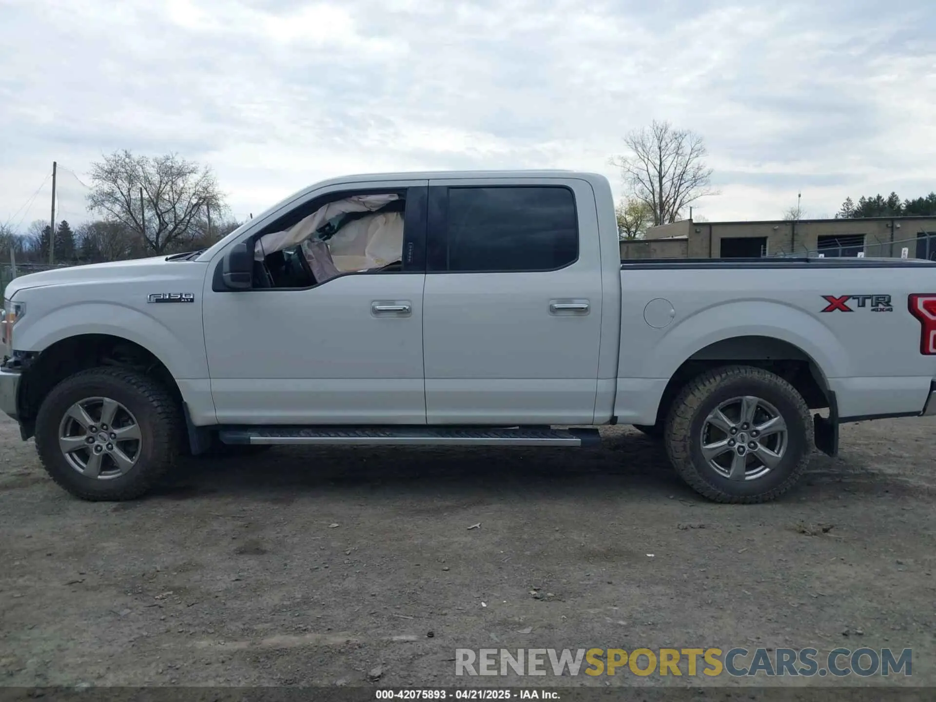 15 Photograph of a damaged car 1FTEW1E54LFB01414 FORD F-150 2020