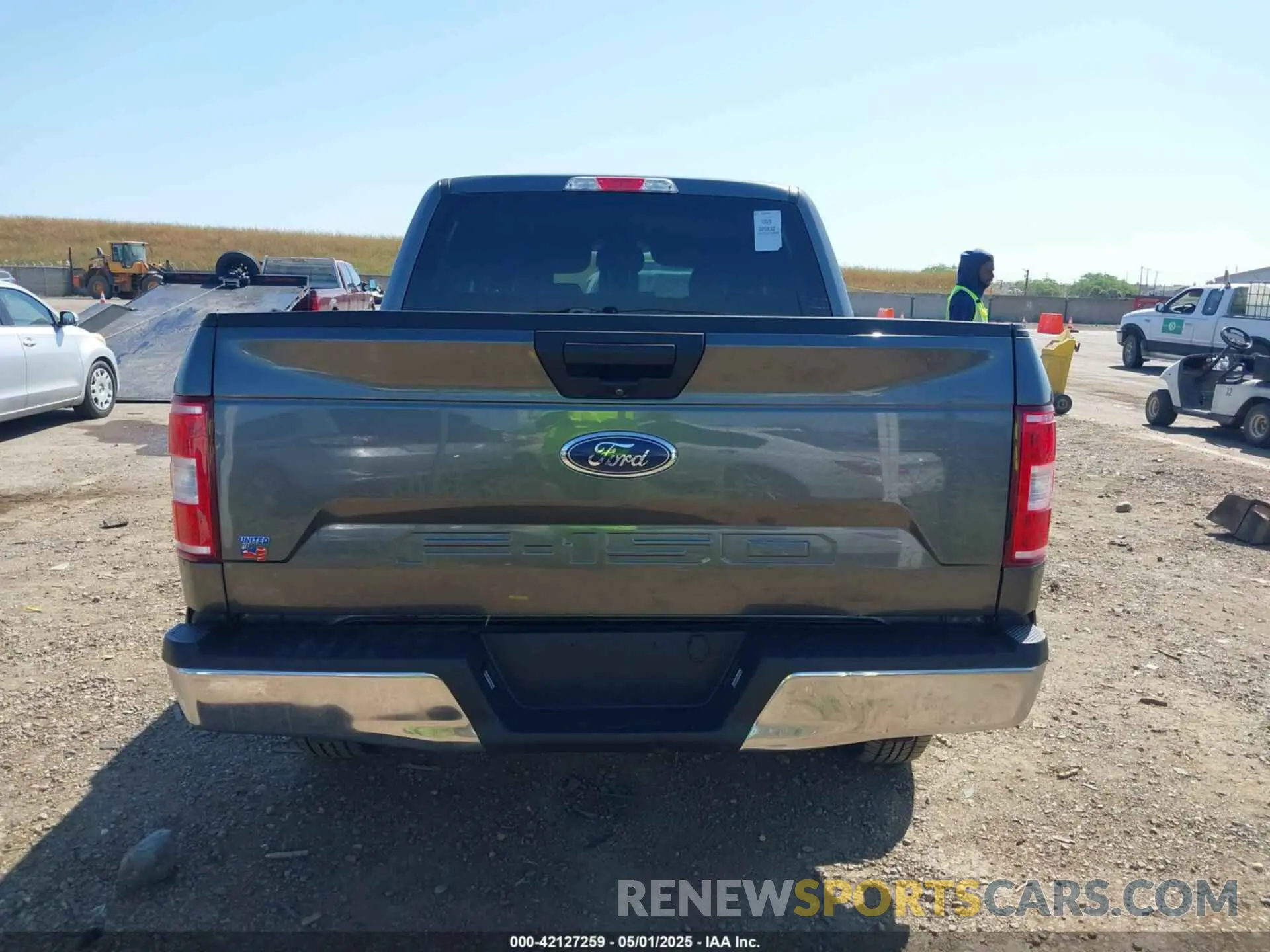 16 Photograph of a damaged car 1FTEW1E54LFB68322 FORD F-150 2020