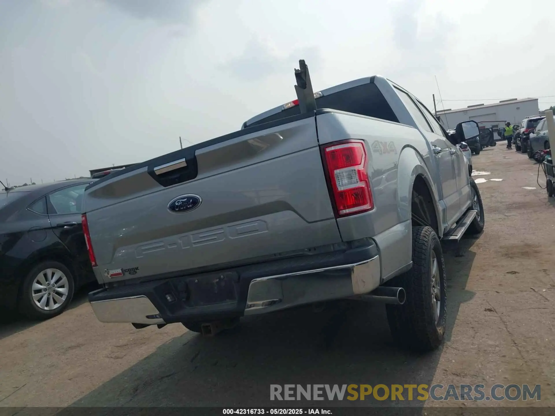 16 Photograph of a damaged car 1FTEW1E54LKE24160 FORD F-150 2020