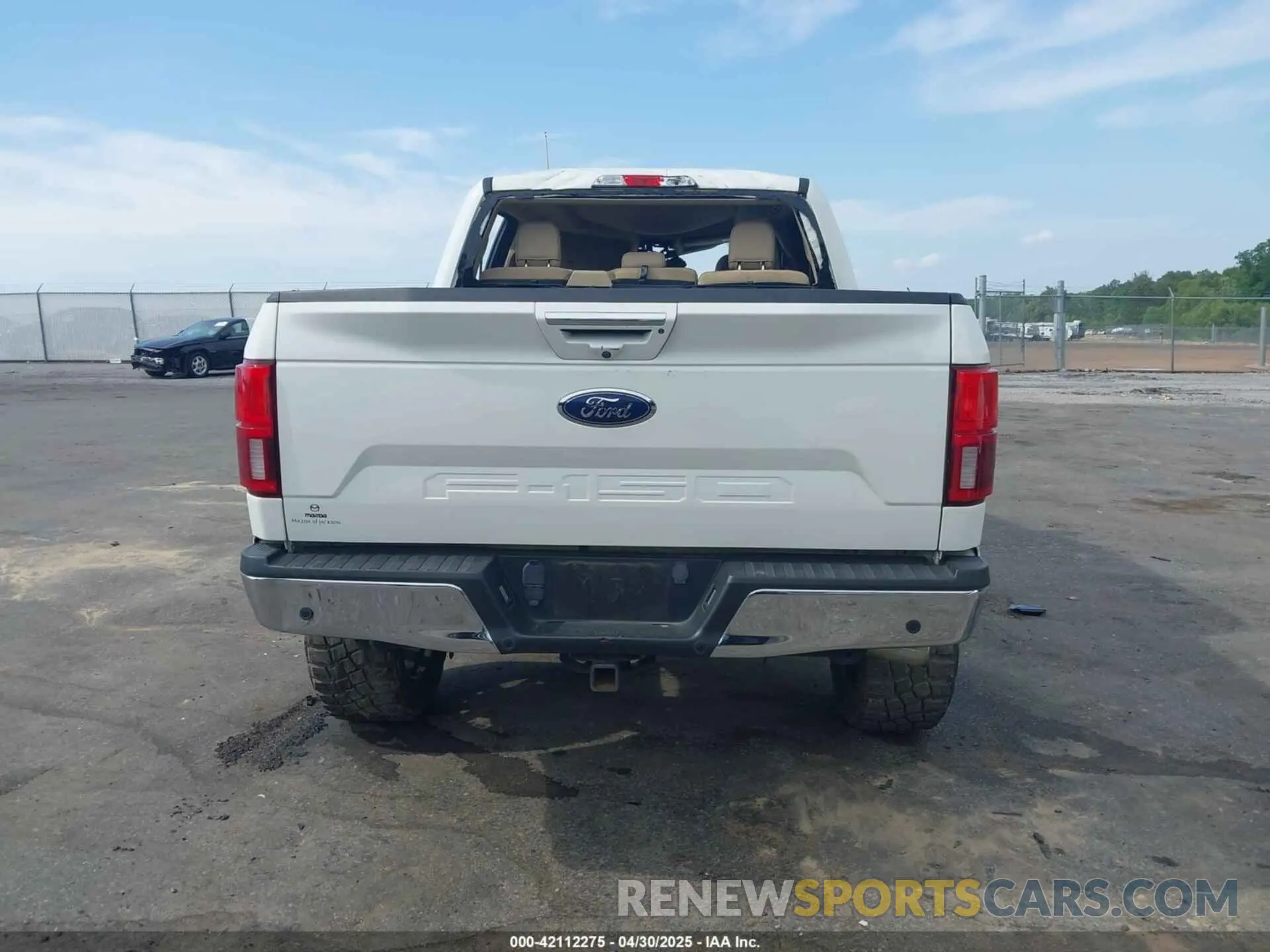 16 Photograph of a damaged car 1FTEW1E56LFA32693 FORD F-150 2020