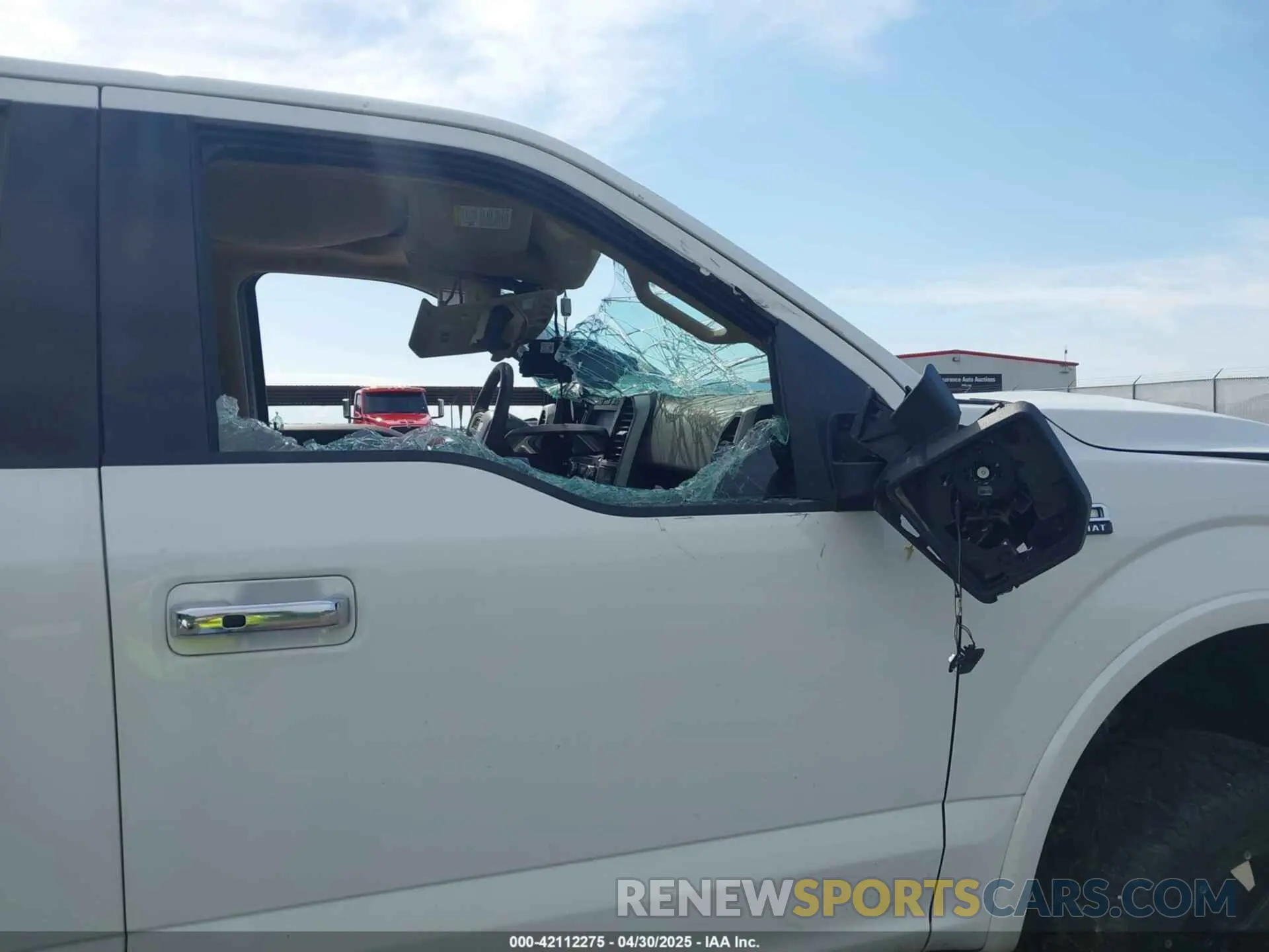18 Photograph of a damaged car 1FTEW1E56LFA32693 FORD F-150 2020