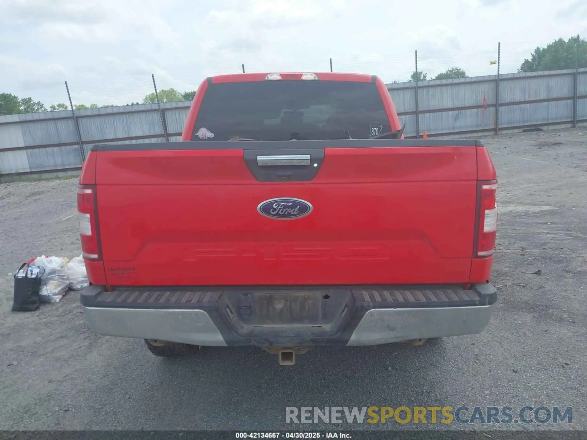 16 Photograph of a damaged car 1FTEW1E56LKE33121 FORD F-150 2020
