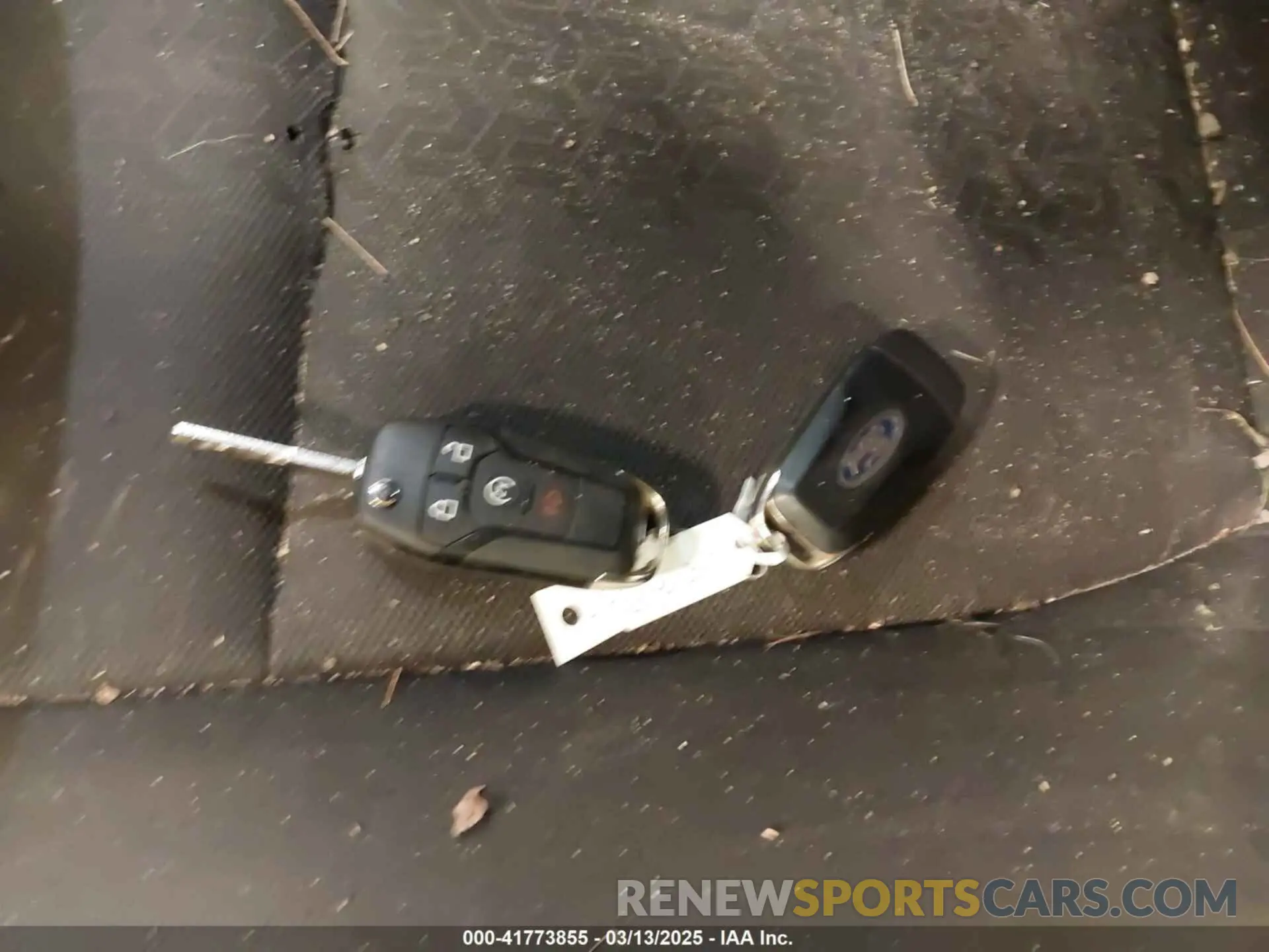 11 Photograph of a damaged car 1FTEW1E56LKF25622 FORD F-150 2020