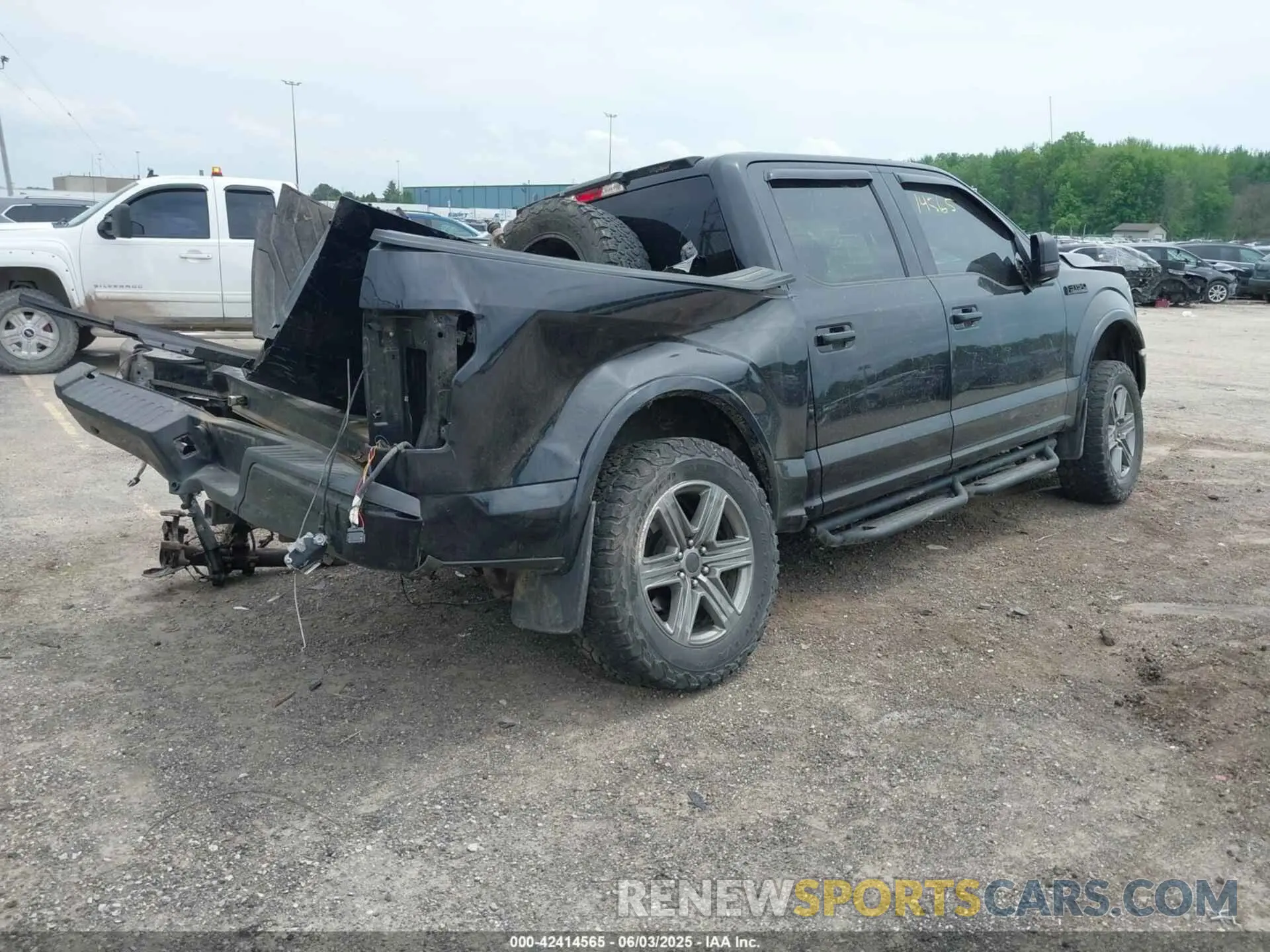 4 Photograph of a damaged car 1FTEW1E58LFA01235 FORD F-150 2020