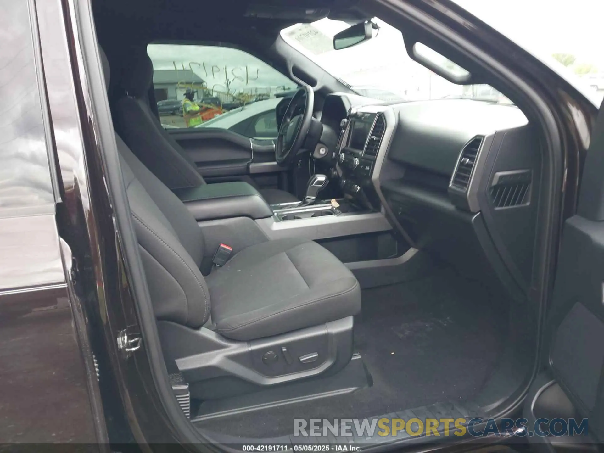 5 Photograph of a damaged car 1FTEW1E58LFA47910 FORD F-150 2020