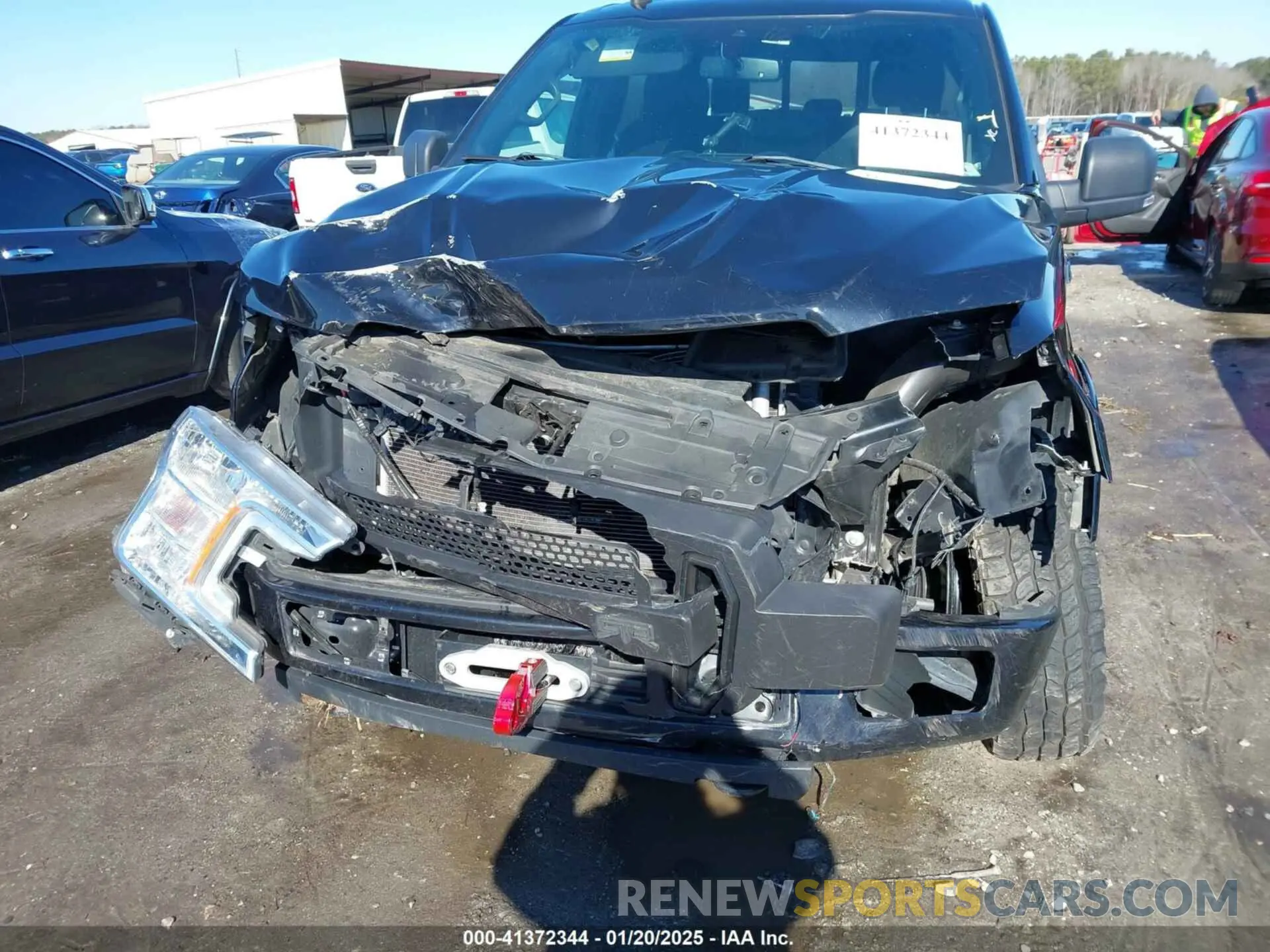 6 Фотография поврежденного автомобиля 1FTEW1E59LFA76476 FORD F-150 2020