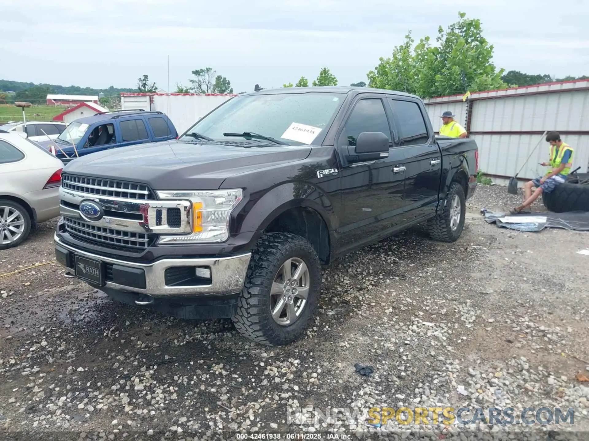 2 Photograph of a damaged car 1FTEW1E5XLFA26833 FORD F-150 2020