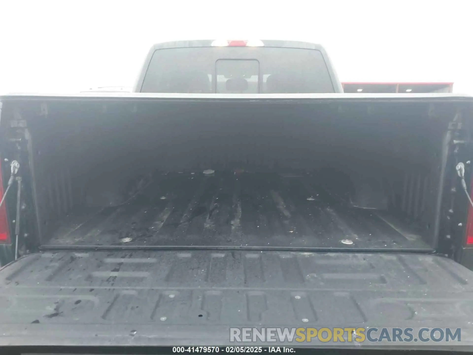 17 Photograph of a damaged car 1FTEW1EP2LFA20784 FORD F-150 2020