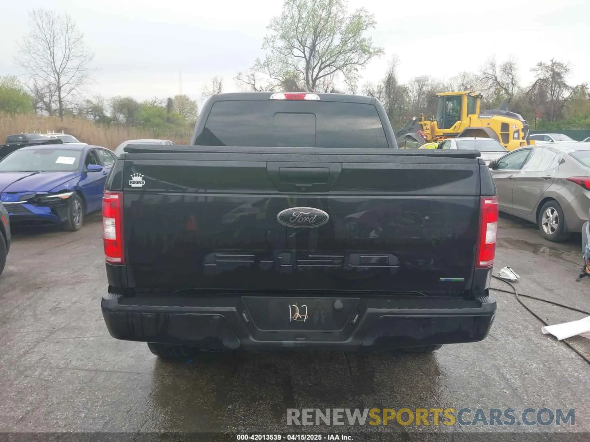 16 Photograph of a damaged car 1FTEW1EP2LFB39127 FORD F-150 2020