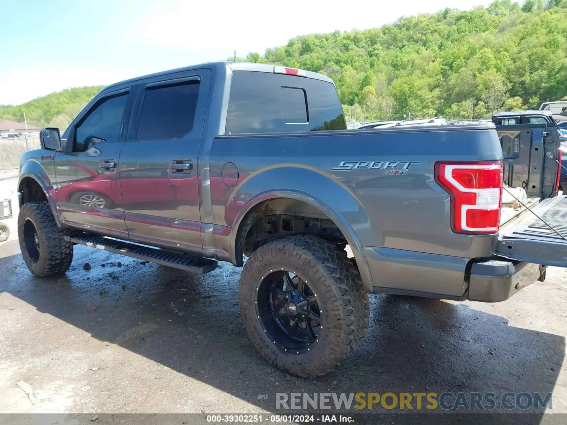 3 Photograph of a damaged car 1FTEW1EP3LFB45101 FORD F-150 2020