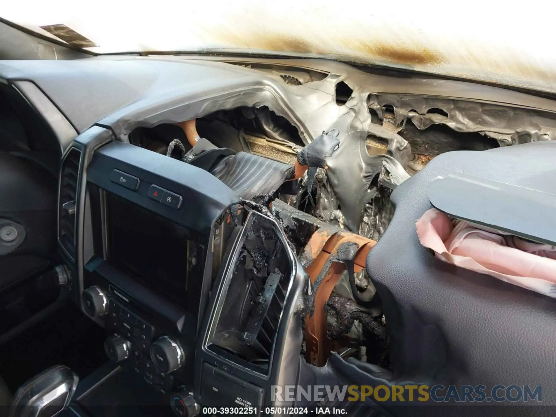 6 Photograph of a damaged car 1FTEW1EP3LFB45101 FORD F-150 2020