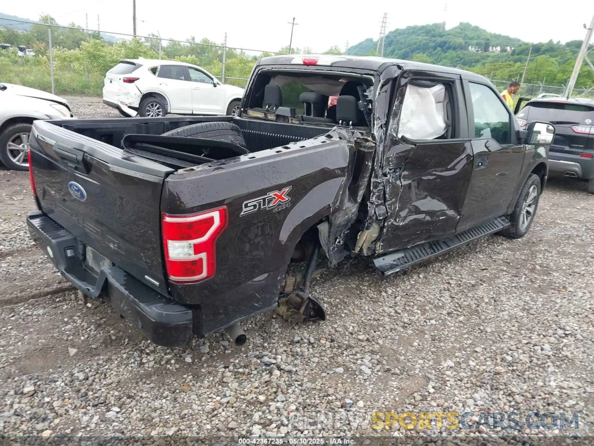 4 Photograph of a damaged car 1FTEW1EP4LKD15618 FORD F-150 2020
