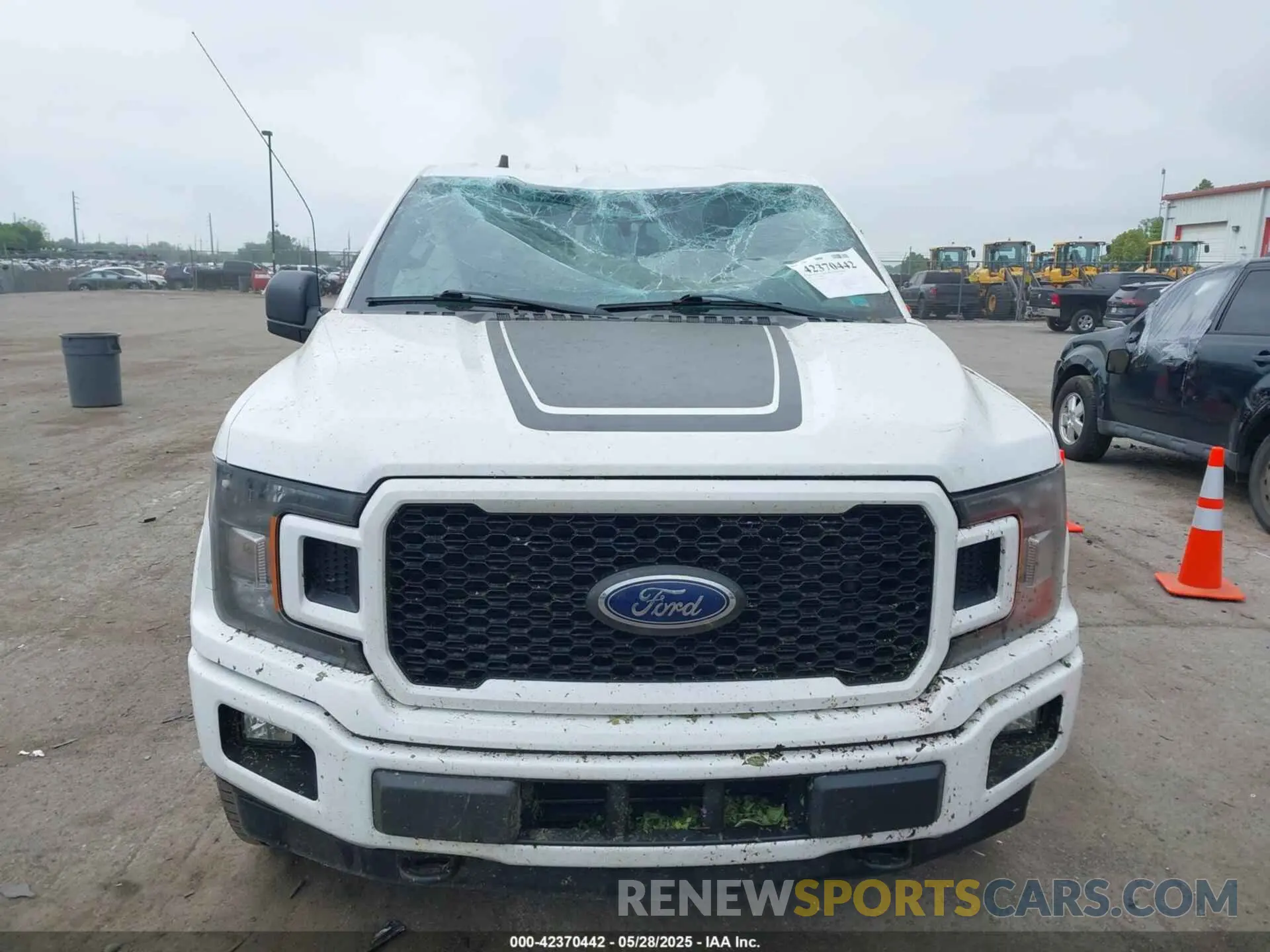 13 Photograph of a damaged car 1FTEW1EP6LFB78478 FORD F-150 2020
