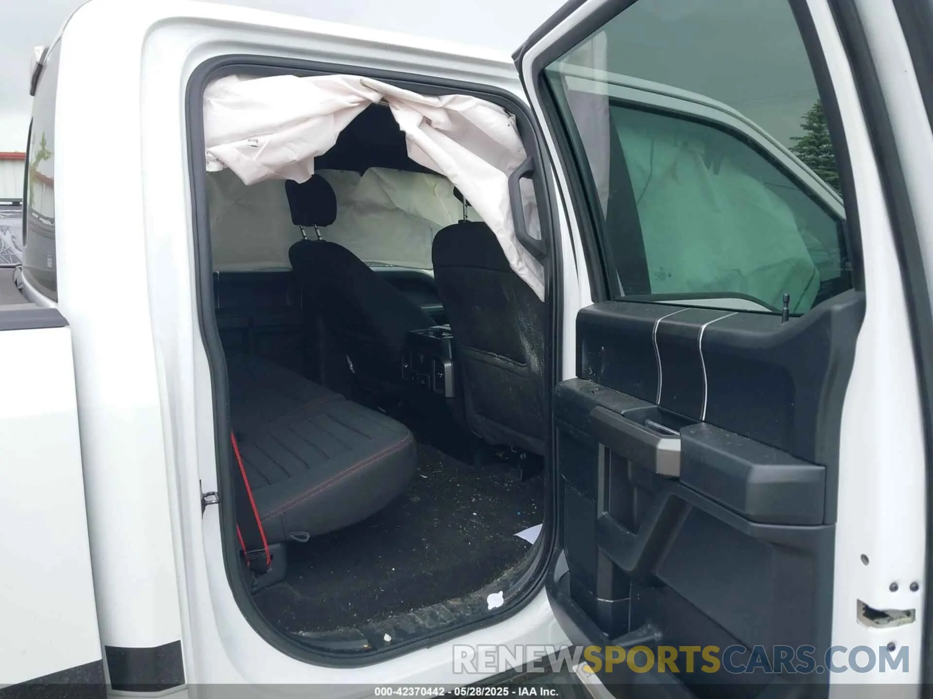 8 Photograph of a damaged car 1FTEW1EP6LFB78478 FORD F-150 2020