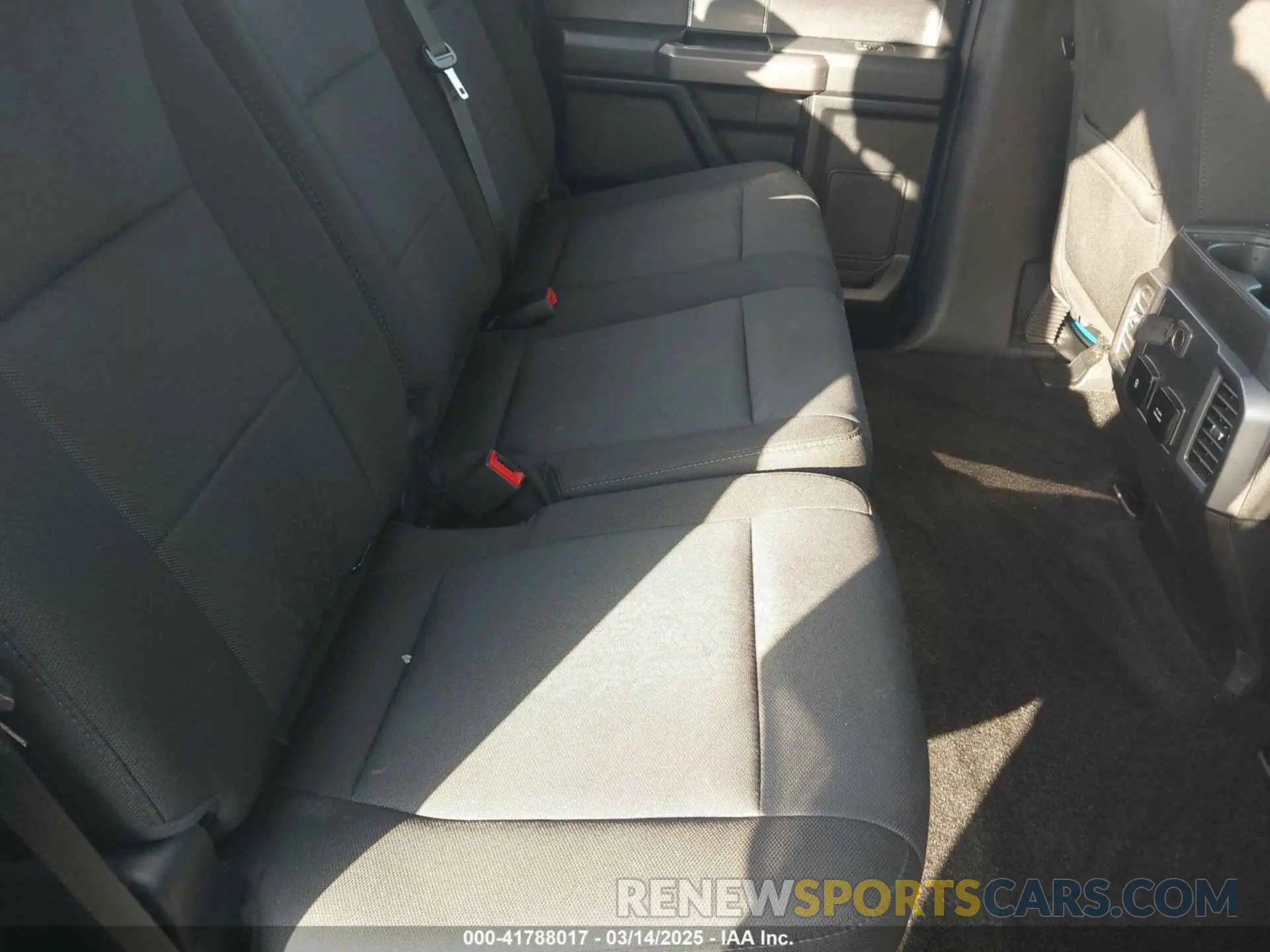 8 Фотография поврежденного автомобиля 1FTEW1EP7LFA83248 FORD F-150 2020