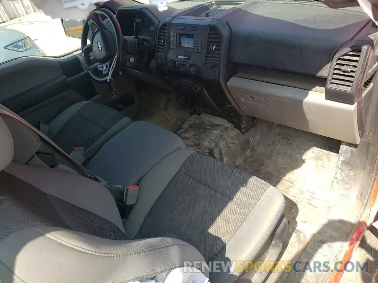 8 Photograph of a damaged car 1FTEX1C49LFC73915 FORD F-150 2020