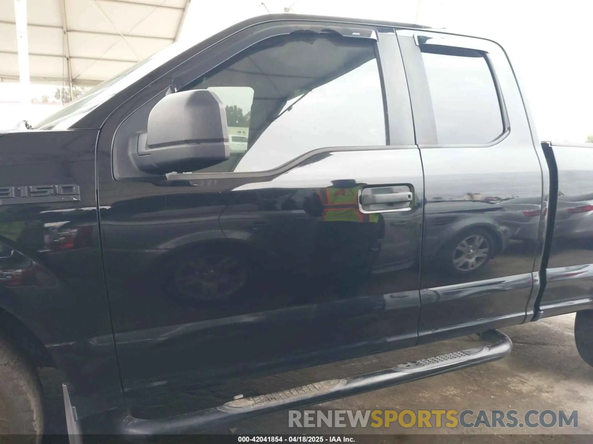 15 Photograph of a damaged car 1FTEX1CPXLKF47589 FORD F-150 2020