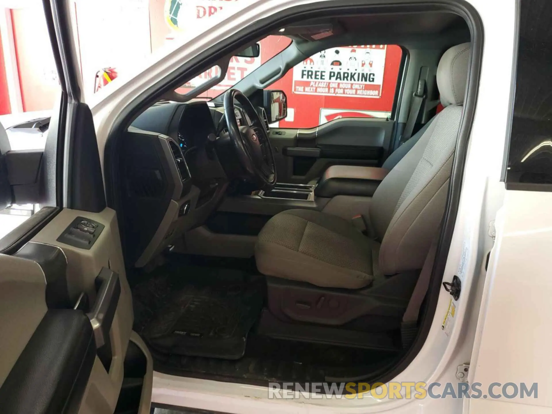 13 Photograph of a damaged car 1FTFW1E42LFA32850 FORD F-150 2020