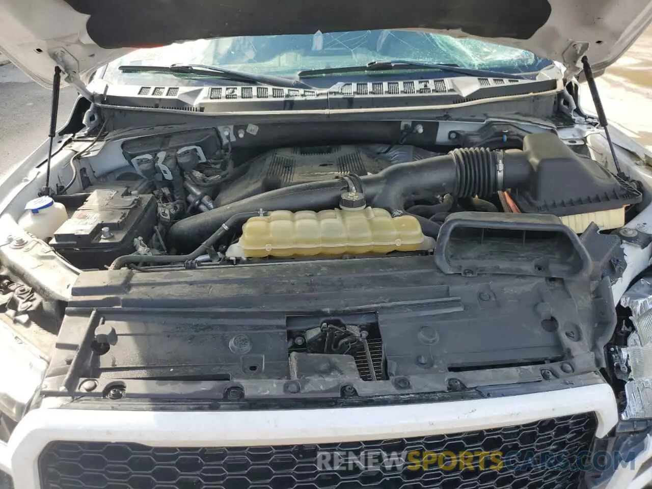 11 Photograph of a damaged car 1FTFW1E48LFA00663 FORD F-150 2020