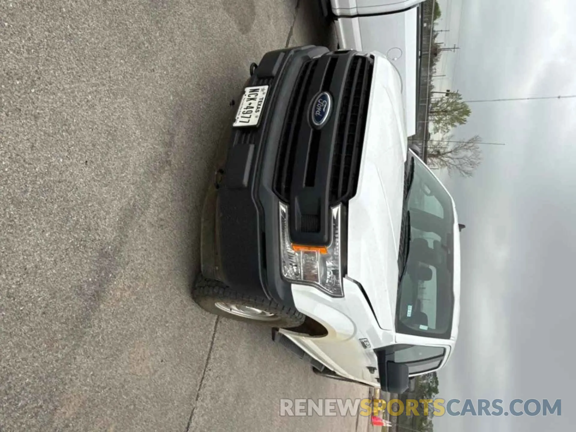 11 Photograph of a damaged car 1FTFW1E50LKD31723 FORD F-150 2020