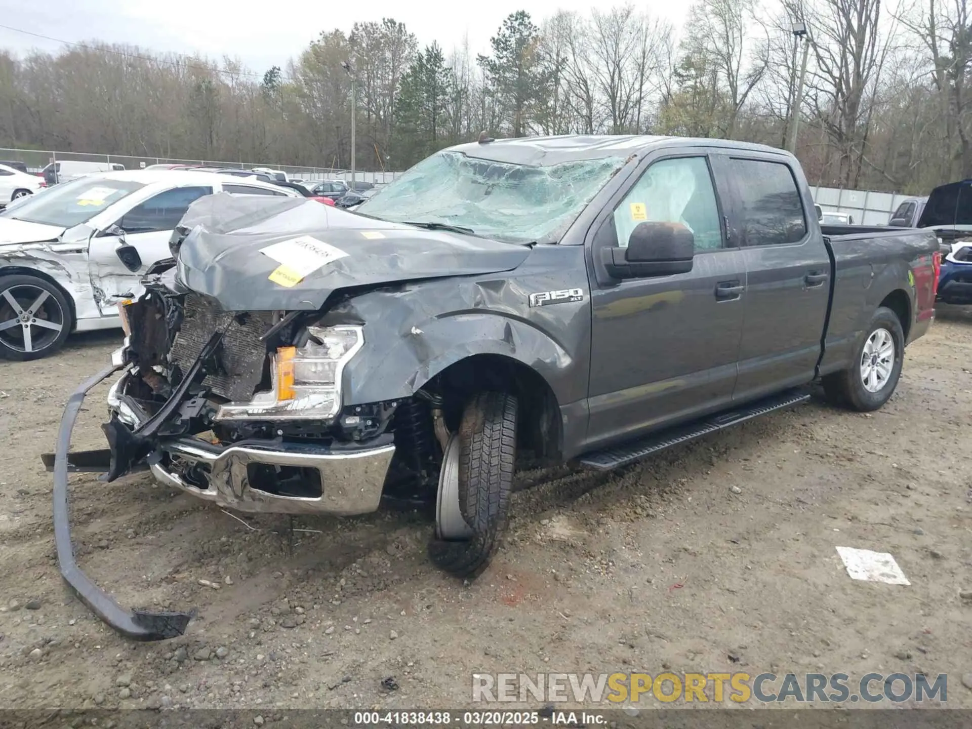 2 Photograph of a damaged car 1FTFW1E52LFA80504 FORD F-150 2020